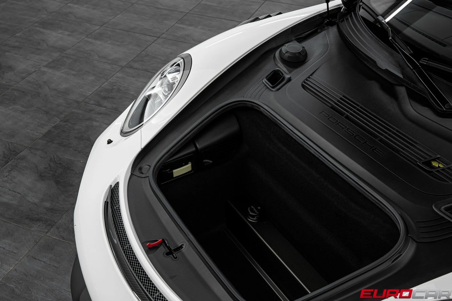 mph010_3716337775_image_11_15faed4077