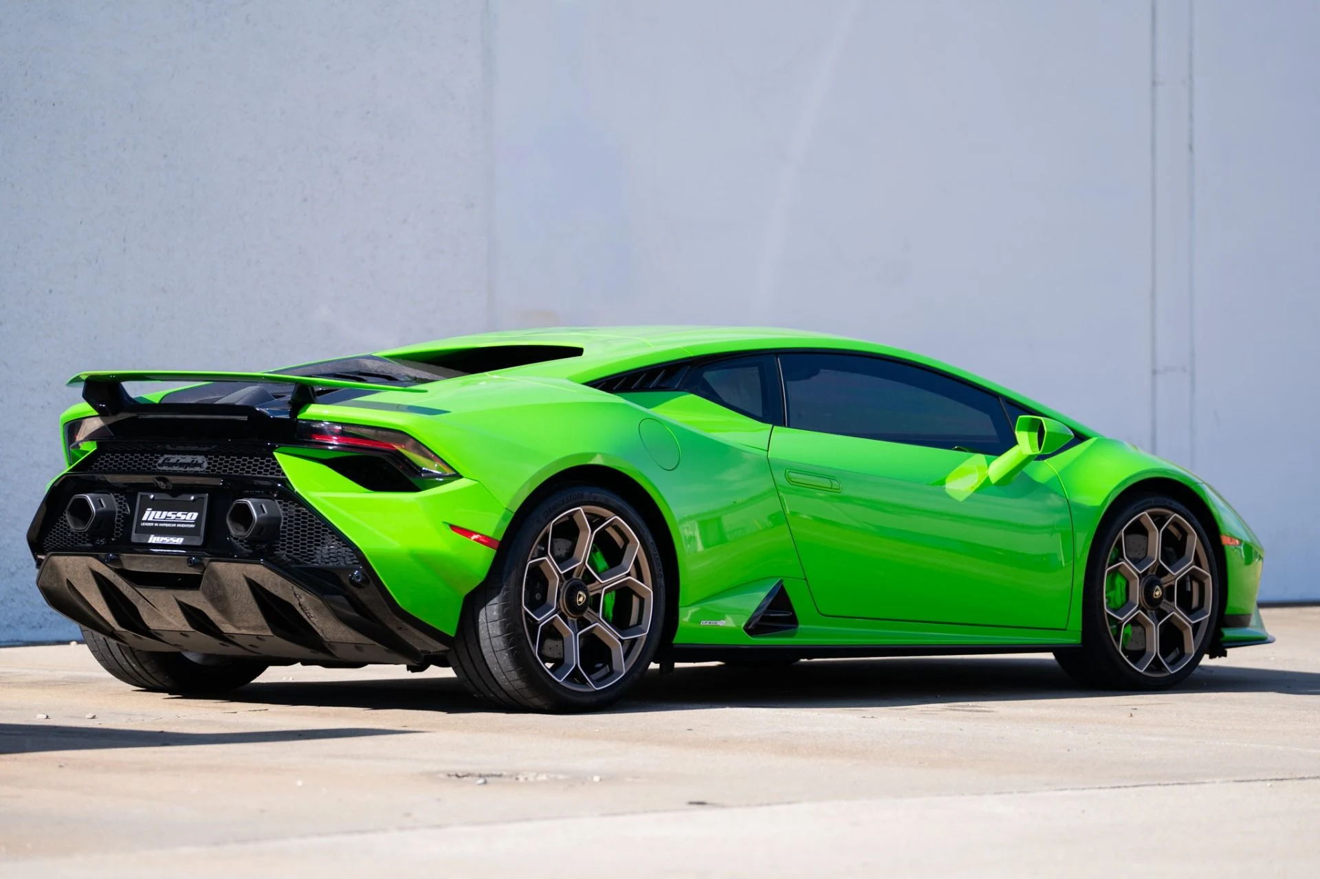 mph010_3718678708_Used_2024_Lamborghini_Huracan_Tecnica_1764704273_94bc6c40bc