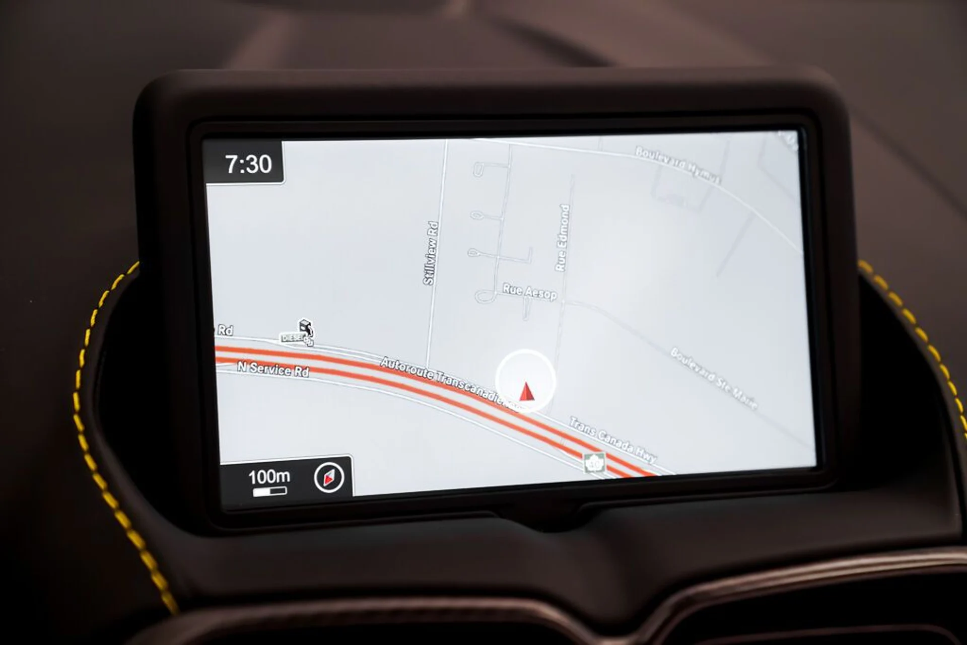 mph010_3719843110_aston_martin_vantage_2023_jpg_v_1773863537_707d071520