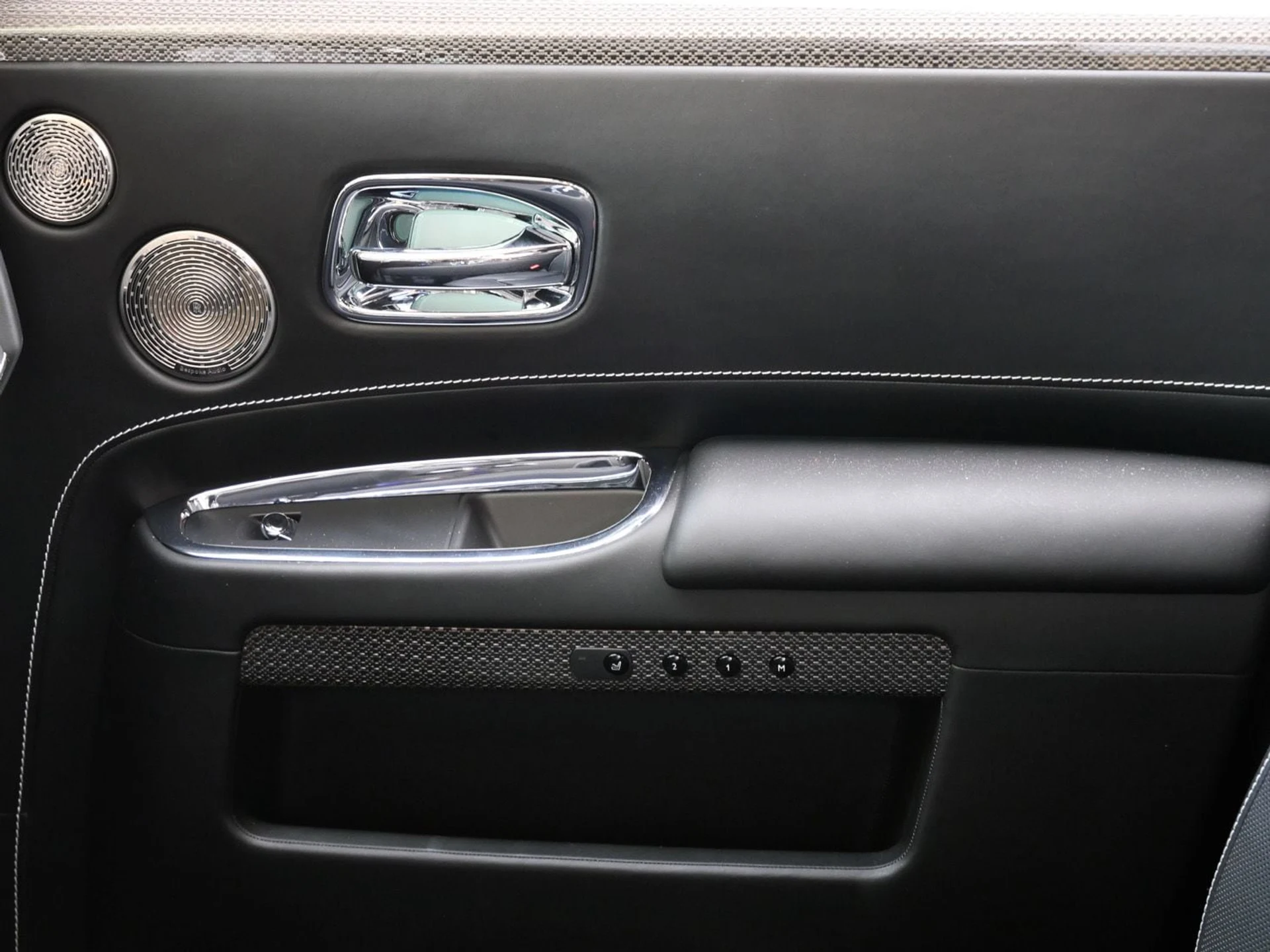 mph010_3727164941_4f067f363c89bd6d4b99a917dc913195x_67052a19ad