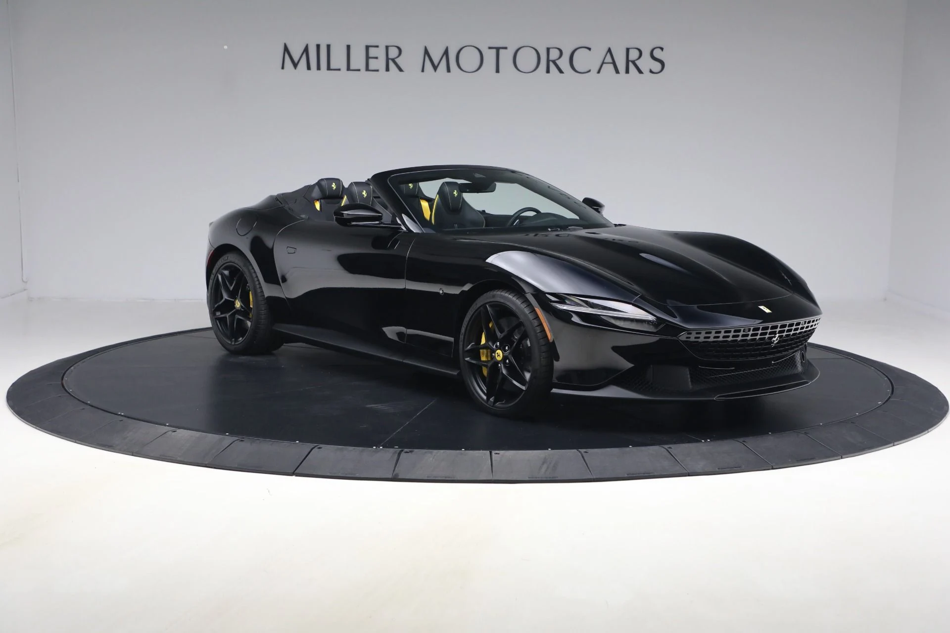 mph010_3728347299_Used_2025_Ferrari_Roma_Spider_1772825641_184c1b97f6