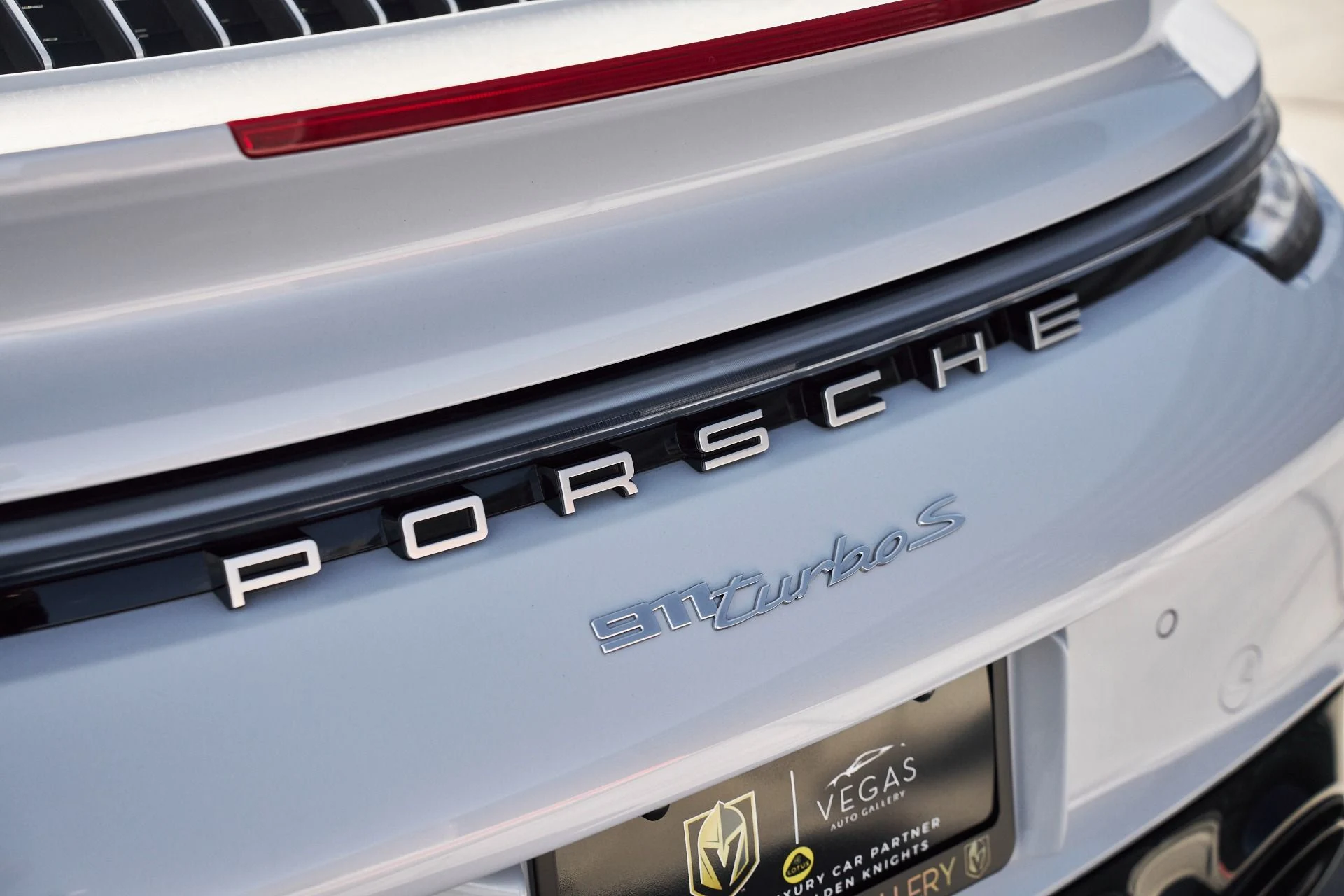 mph010_3740623767_Used_2023_Porsche_911_Turbo_S_1763676459_2ff646912d