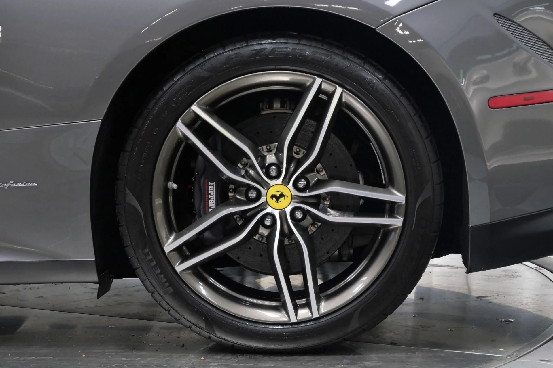 mph010_3743834165_Used_2014_Ferrari_FF_1760547739_4e12a10de5