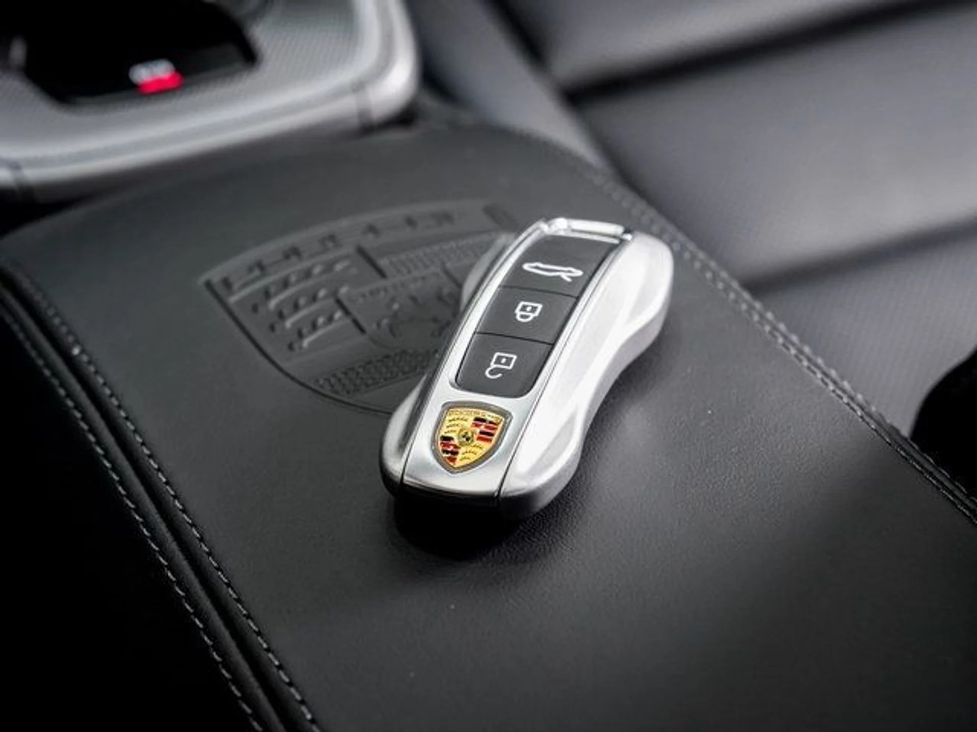 mph010_3755566122_6802c8c413f70a4795c88943e6d54294_56648a7a76