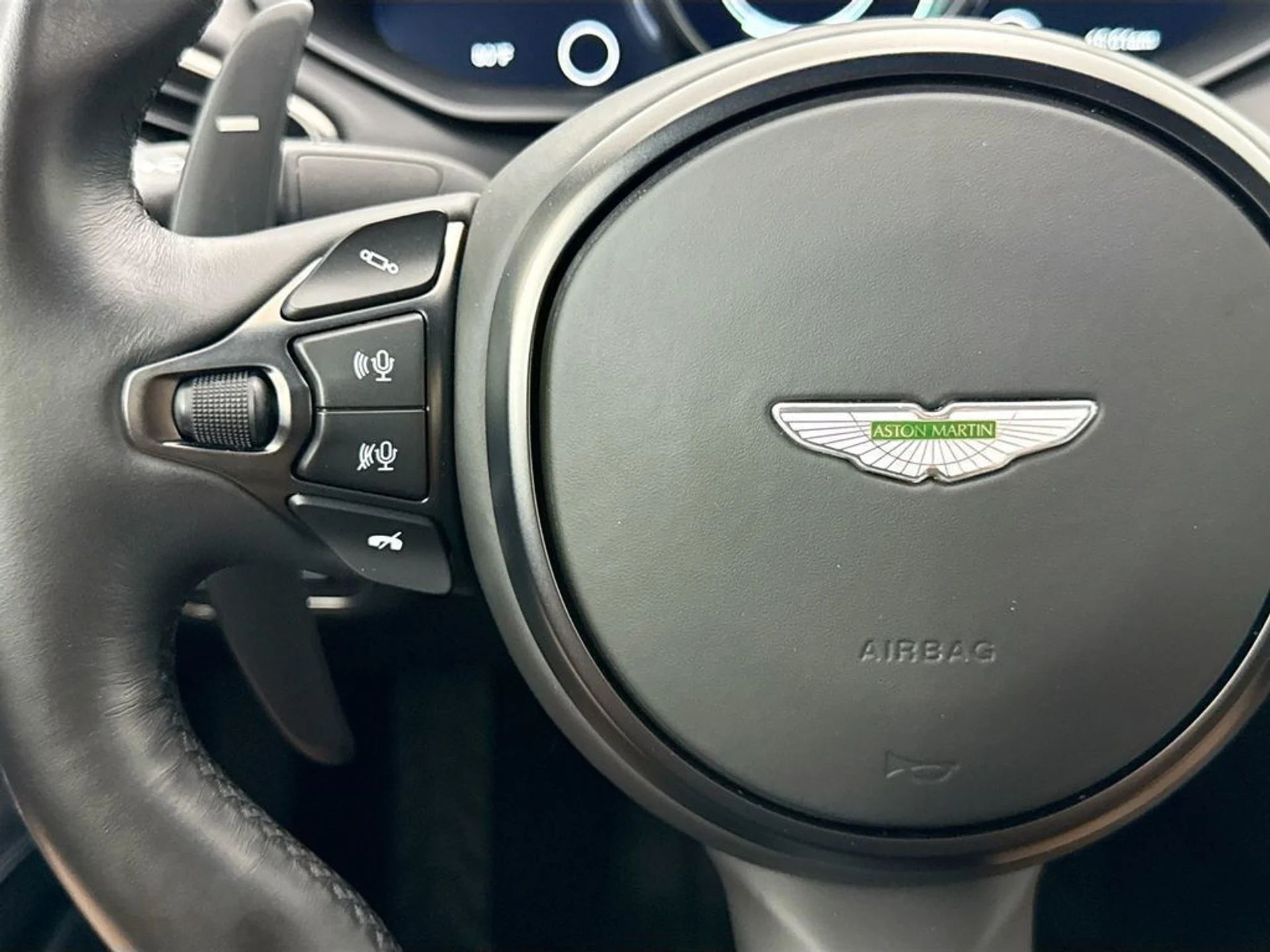 mph010_3763186755_used_2023_aston_martin_dbs_thisisaconsignmentcar_8119_23033488_11_1024_875f878b00