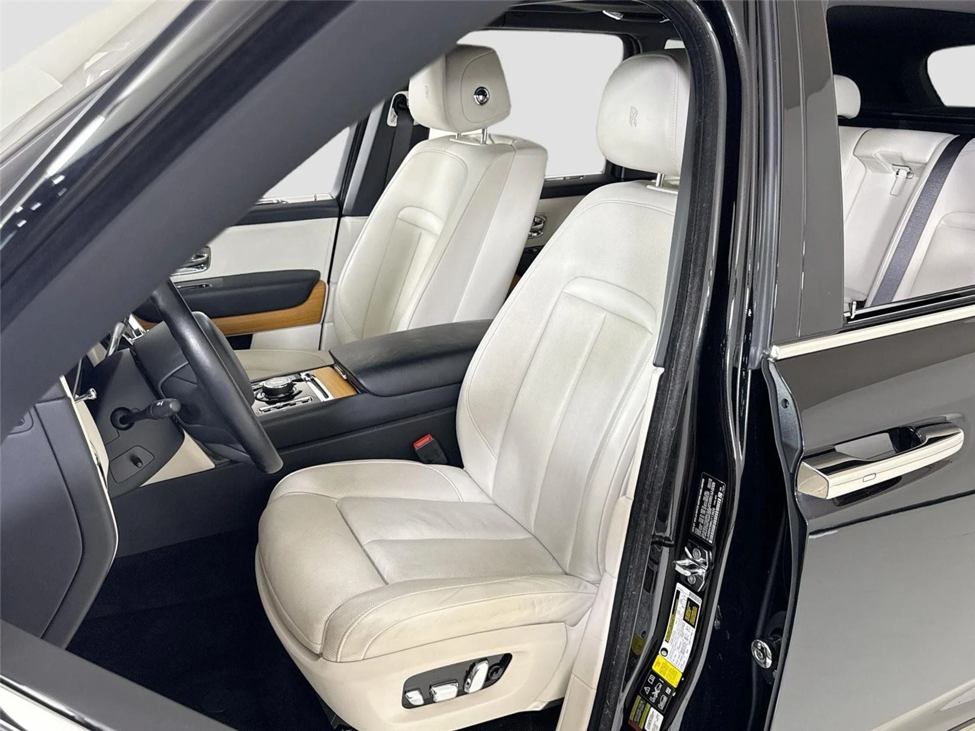 mph010_3767785747_a26ea141919e7a4a794c16ef561f986e_7b2e3a5d35