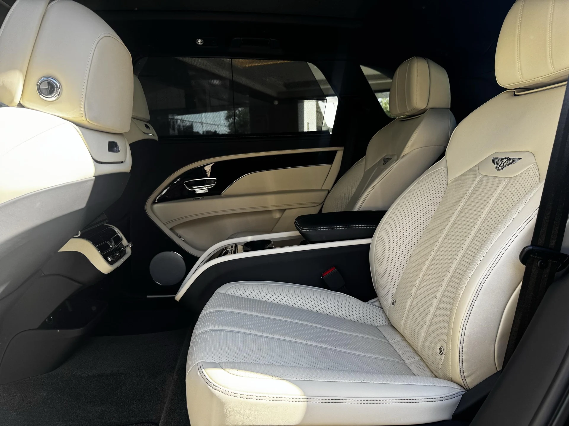 mph010_3771261372_477374242_692872f0e37acebedc56e2ed_07b47d8dc1