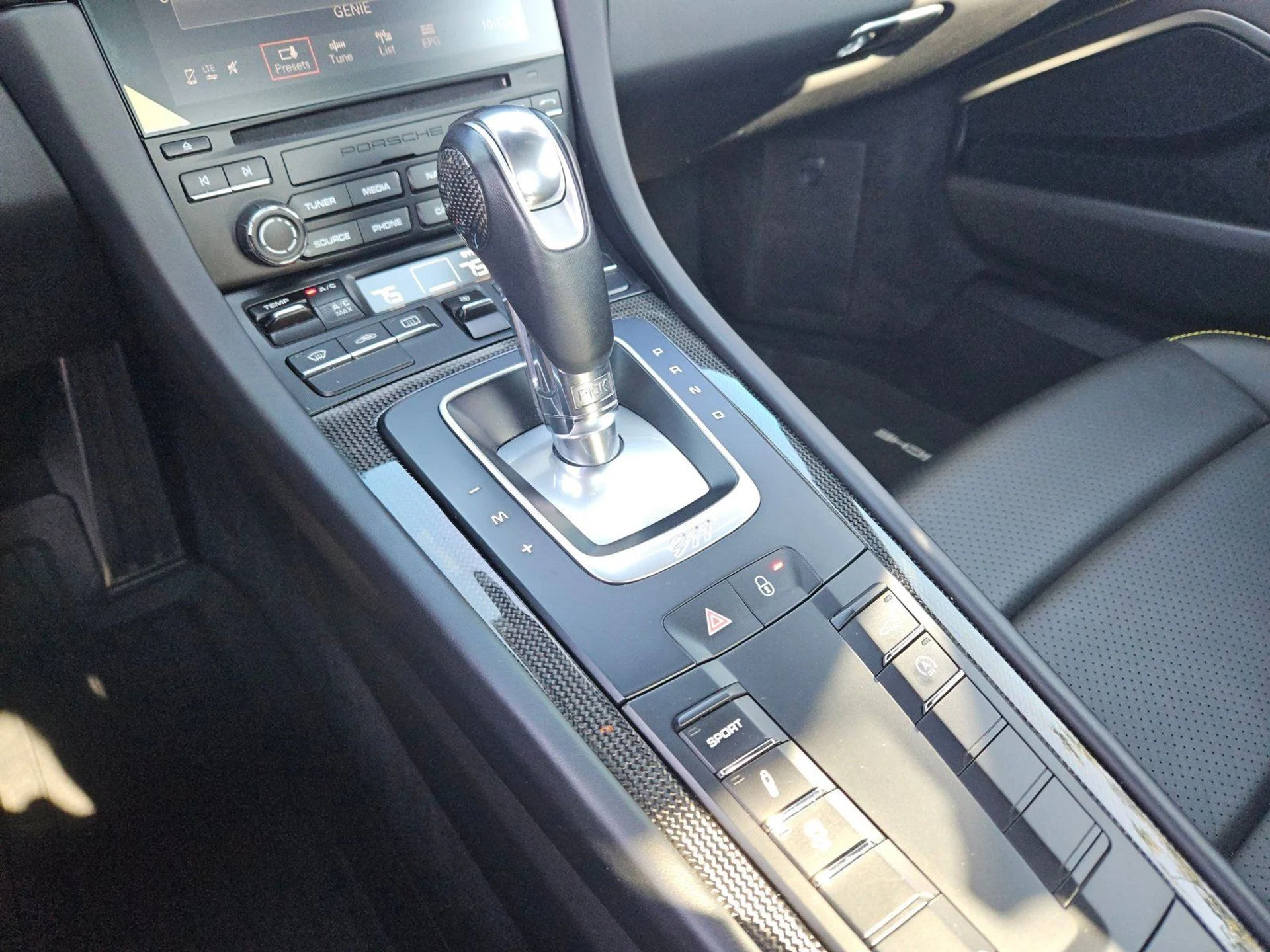 mph010_3771408323_37d4f414dfc279bc6572babbb6b473a8x_1a6a426af0