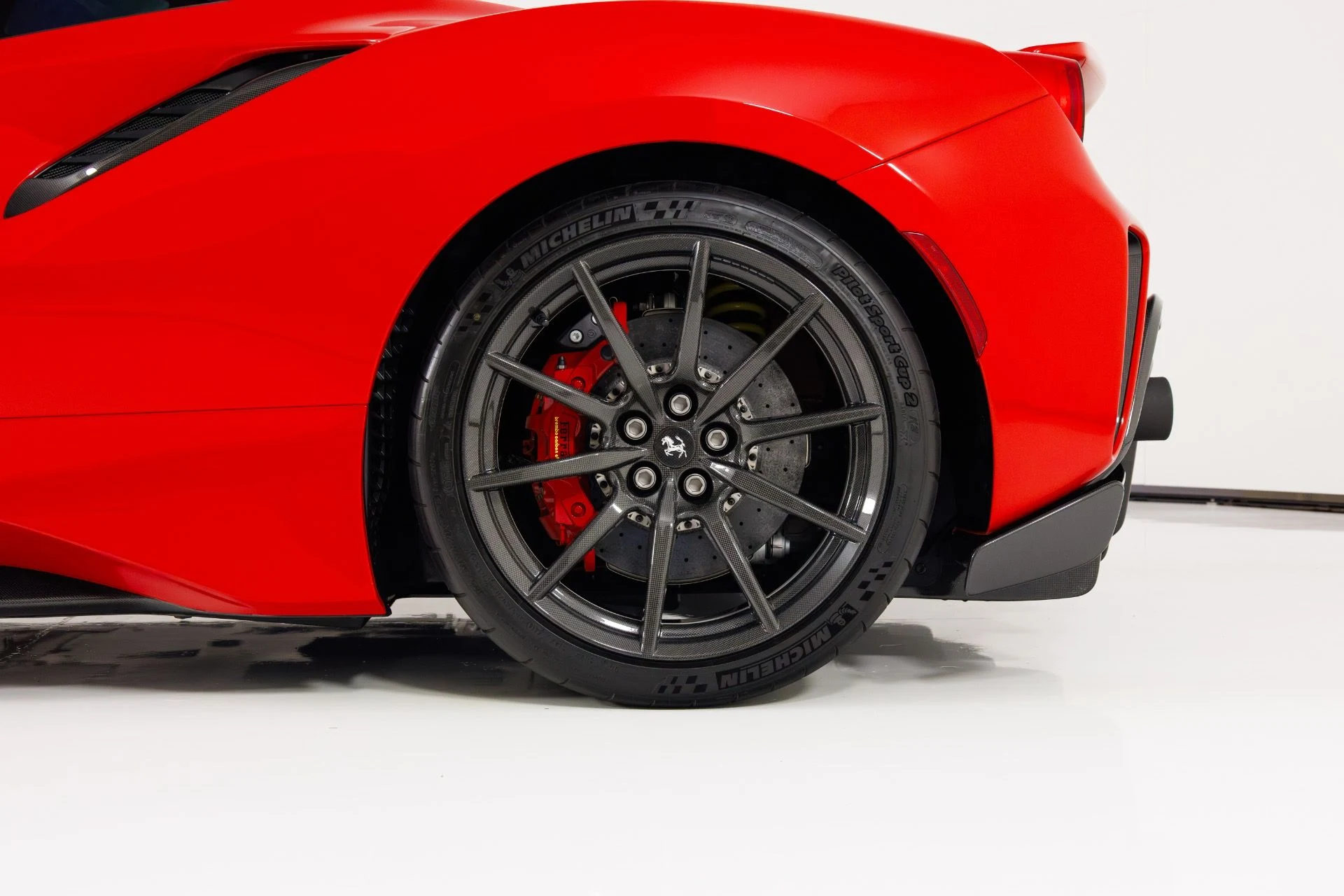 mph010_3773569620_Used_2019_Ferrari_488_Pista_1772733819_9582287b3e