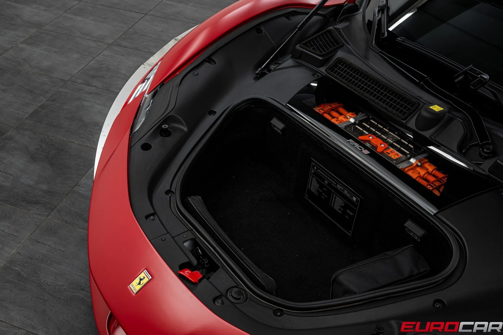 mph010_3775359646_image_11_49296edb39