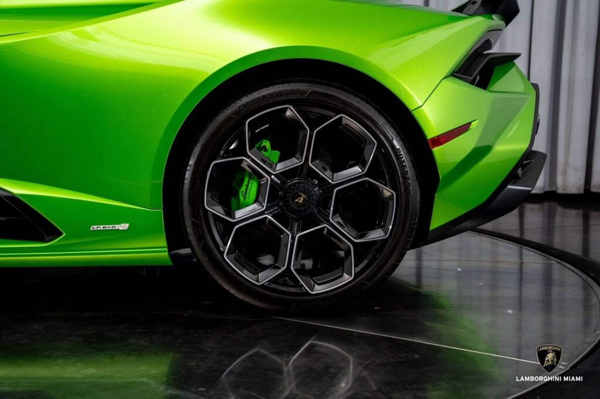 mph010_3779986288_a261cddc0b892042718b8e92d60f0815_e392694479