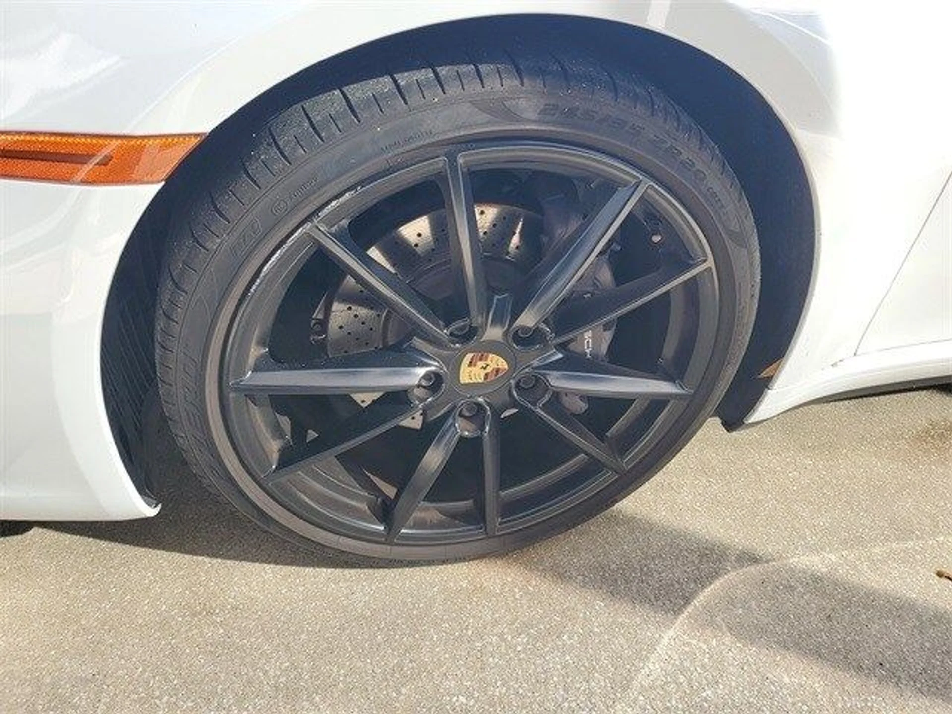 mph010_378239080_8a6354d393f42579cd90a92844c39d42x_779a652016