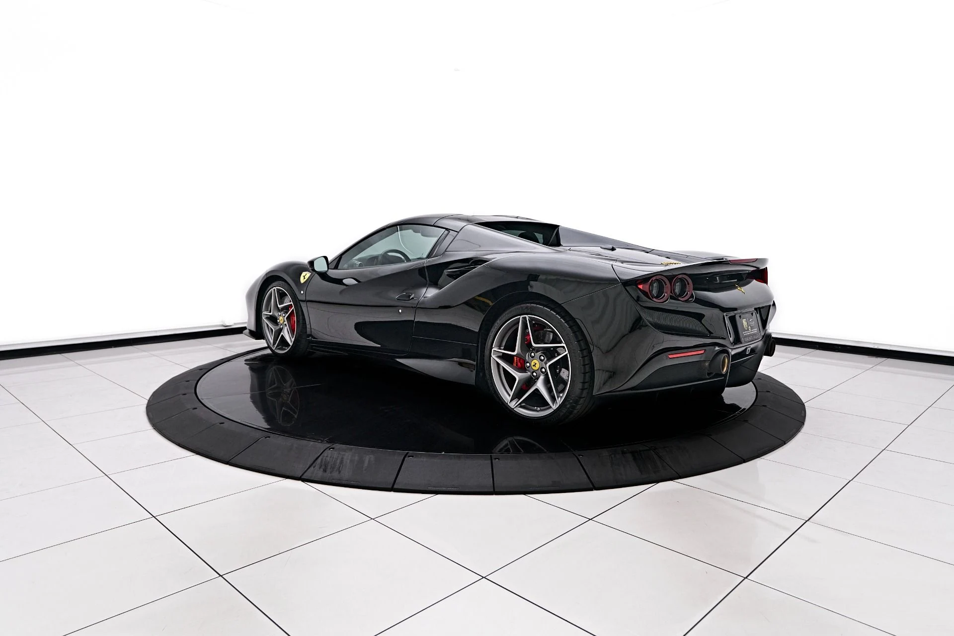 mph010_378358258_Used_2022_Ferrari_F8_Spider_Base_1757638613_3db8b1c173