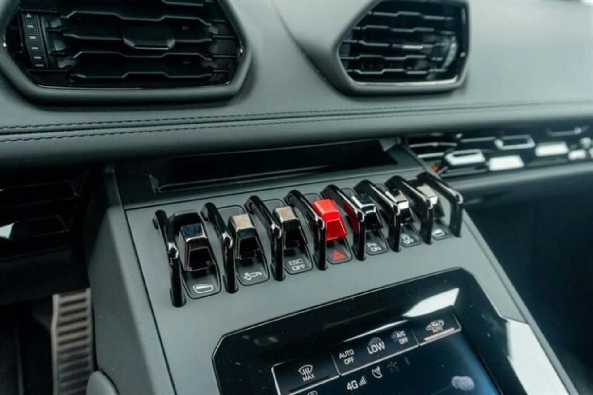 mph010_3790909429_cb9fac3690eb486c5103c6a3fe84c59ex_1c26172560