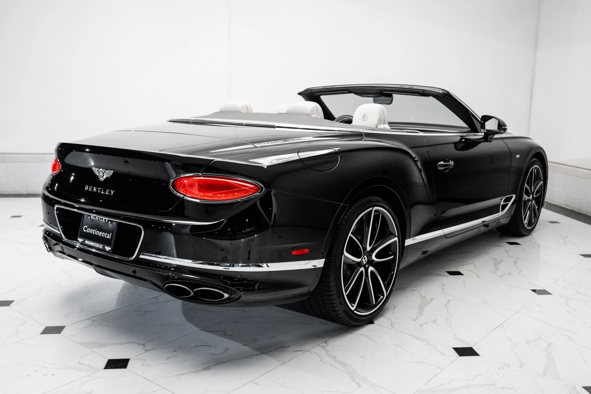 mph010_3791229716_Used_2020_Bentley_Continental_GTC_V8_1739205843_a10c628554