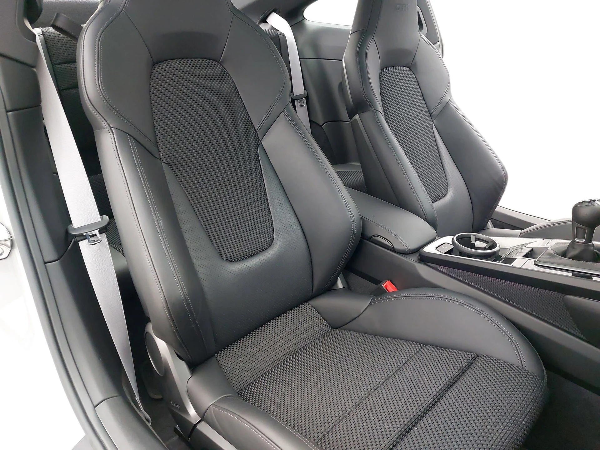 mph010_3797522536_e267733db741ec1f9f749a4f934860eax_d2193b3ffe