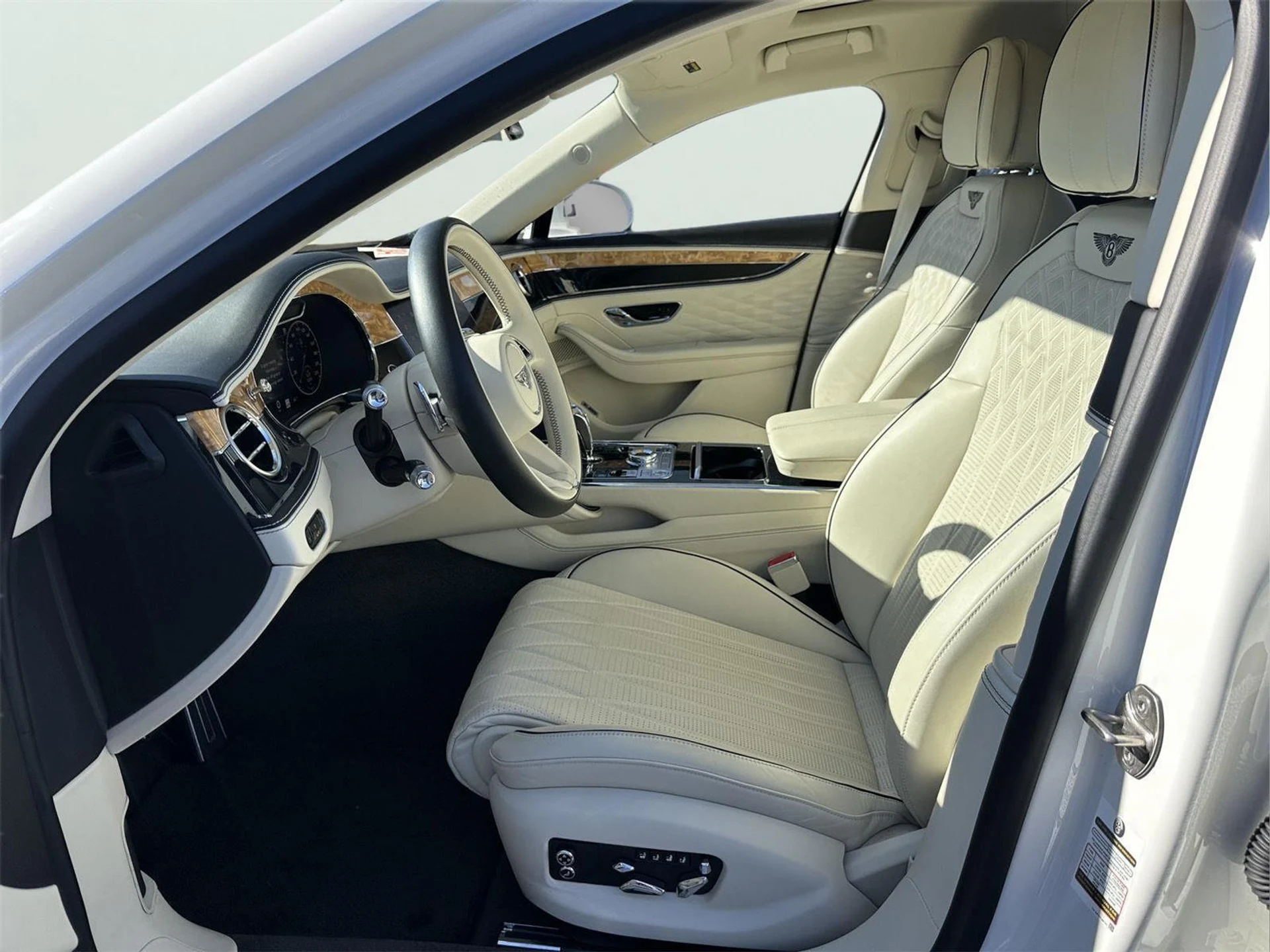 mph010_3803705248_c8891bec31612da38fcb32e9b58e8962_14314d75ca