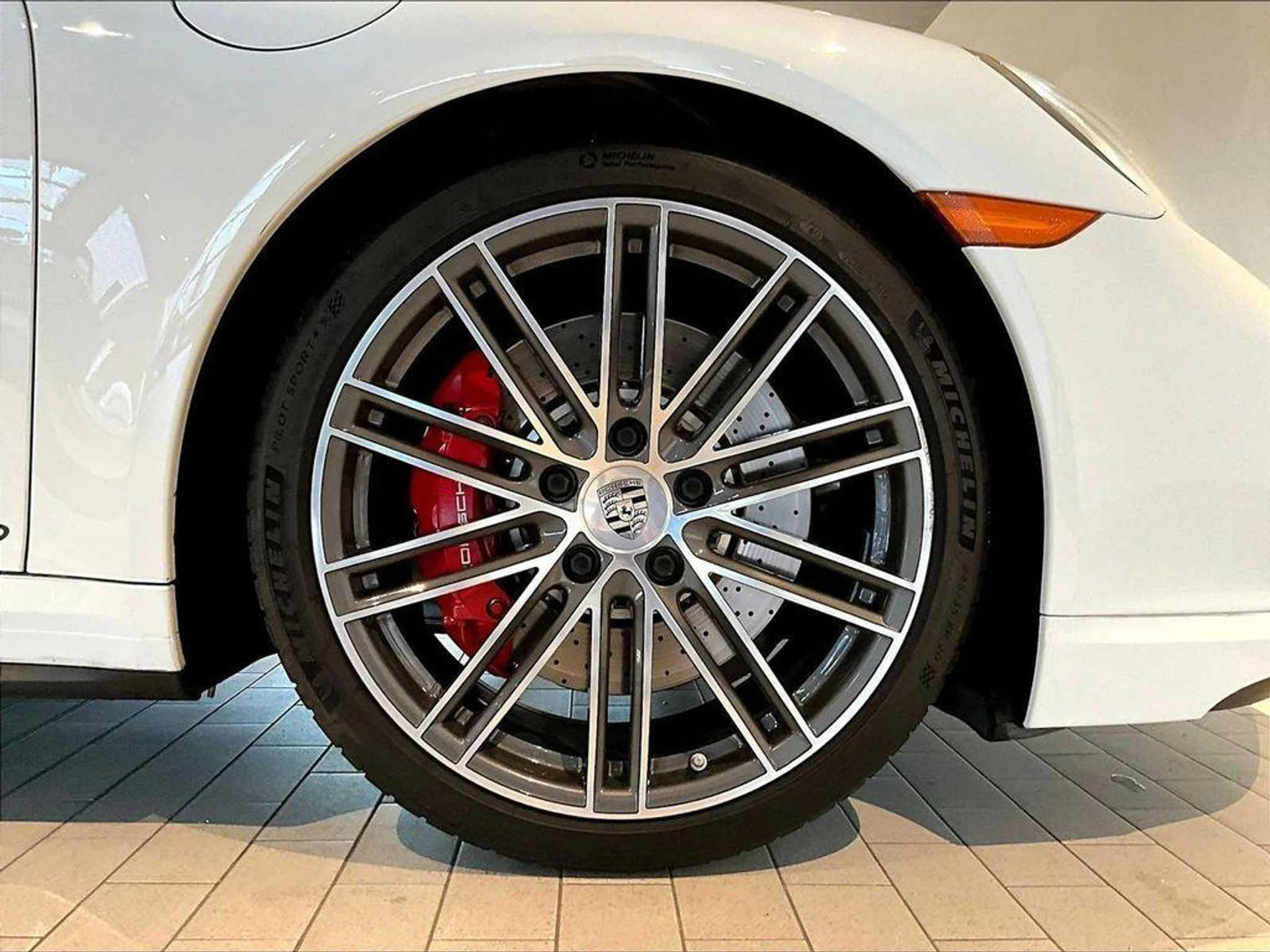 mph010_3808746736_S_Af_Gu_Cv_VI_Nj_MI_De0ksr_D_Tn_UN_A_e533d34019