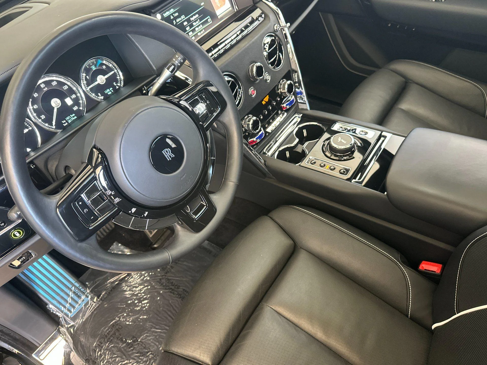 mph010_3811144057_Used_2023_Rolls_Royce_Cullinan_1777018514_d2e4ab1ae3