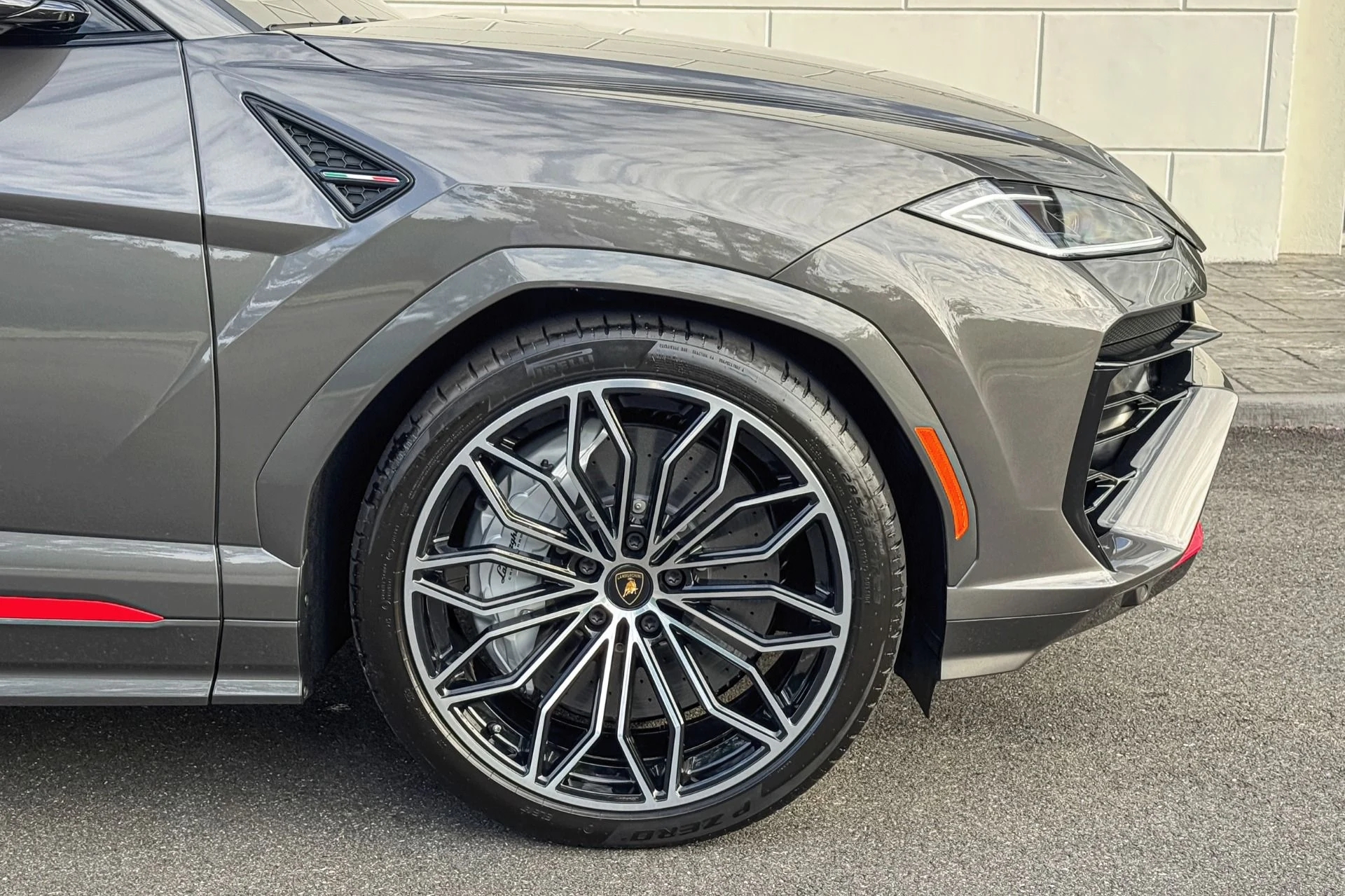 mph010_3814423997_Used_2024_Lamborghini_Urus_Performante_1765893464_1c2d4e32d4