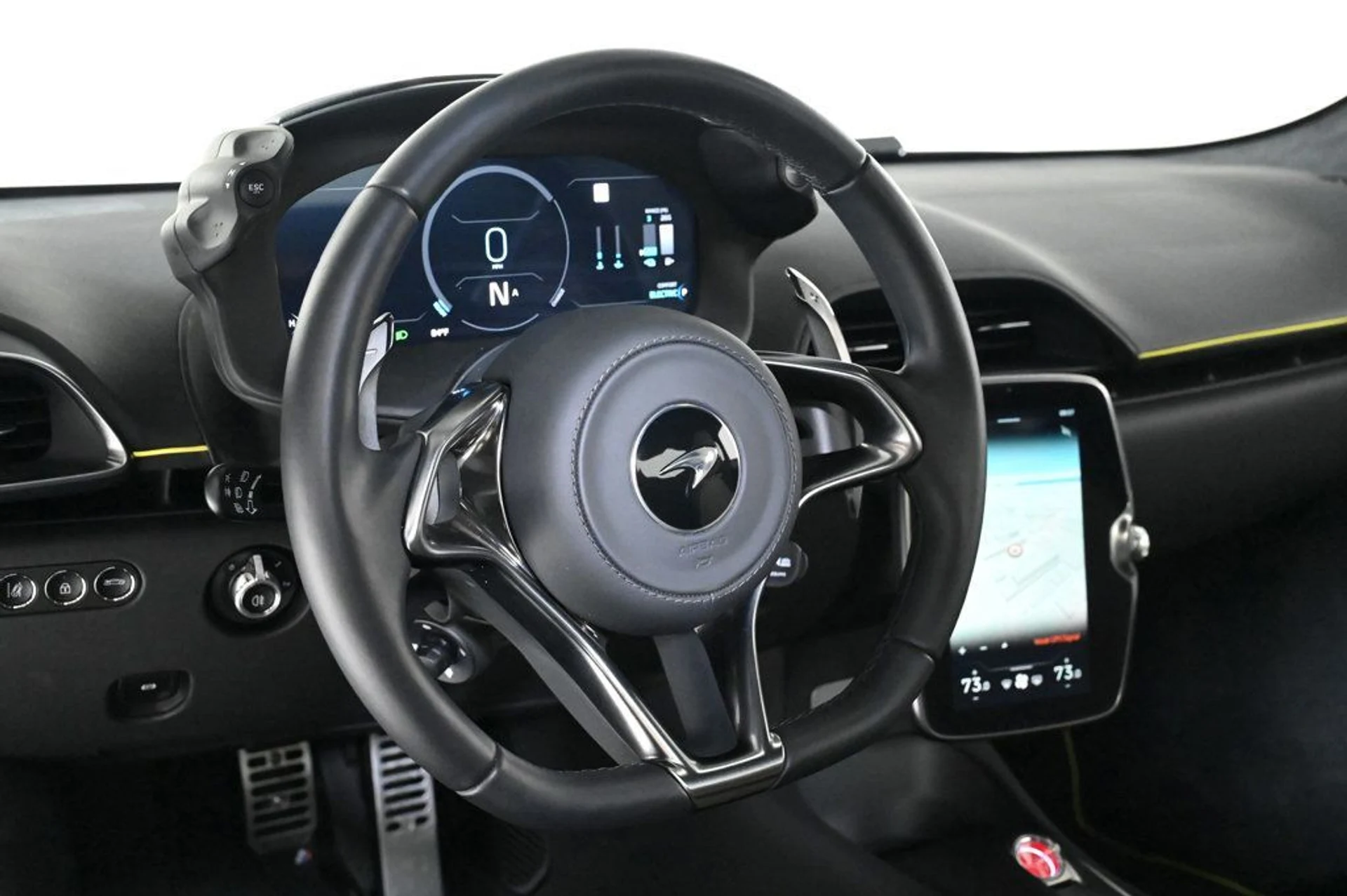 mph010_3815140171_used_2024_mclaren_artura_vision_11350_22954264_10_1024_f73c1dd65a