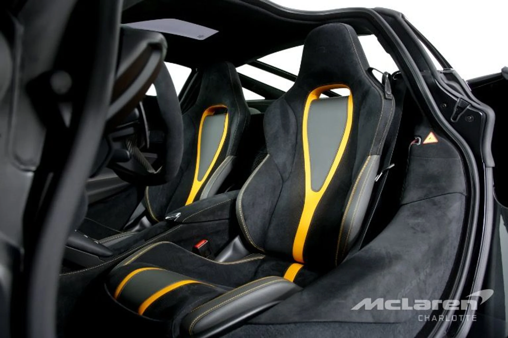 mph010_3821297402_New_2019_Mc_Laren_720_S_Performance_458af3021f
