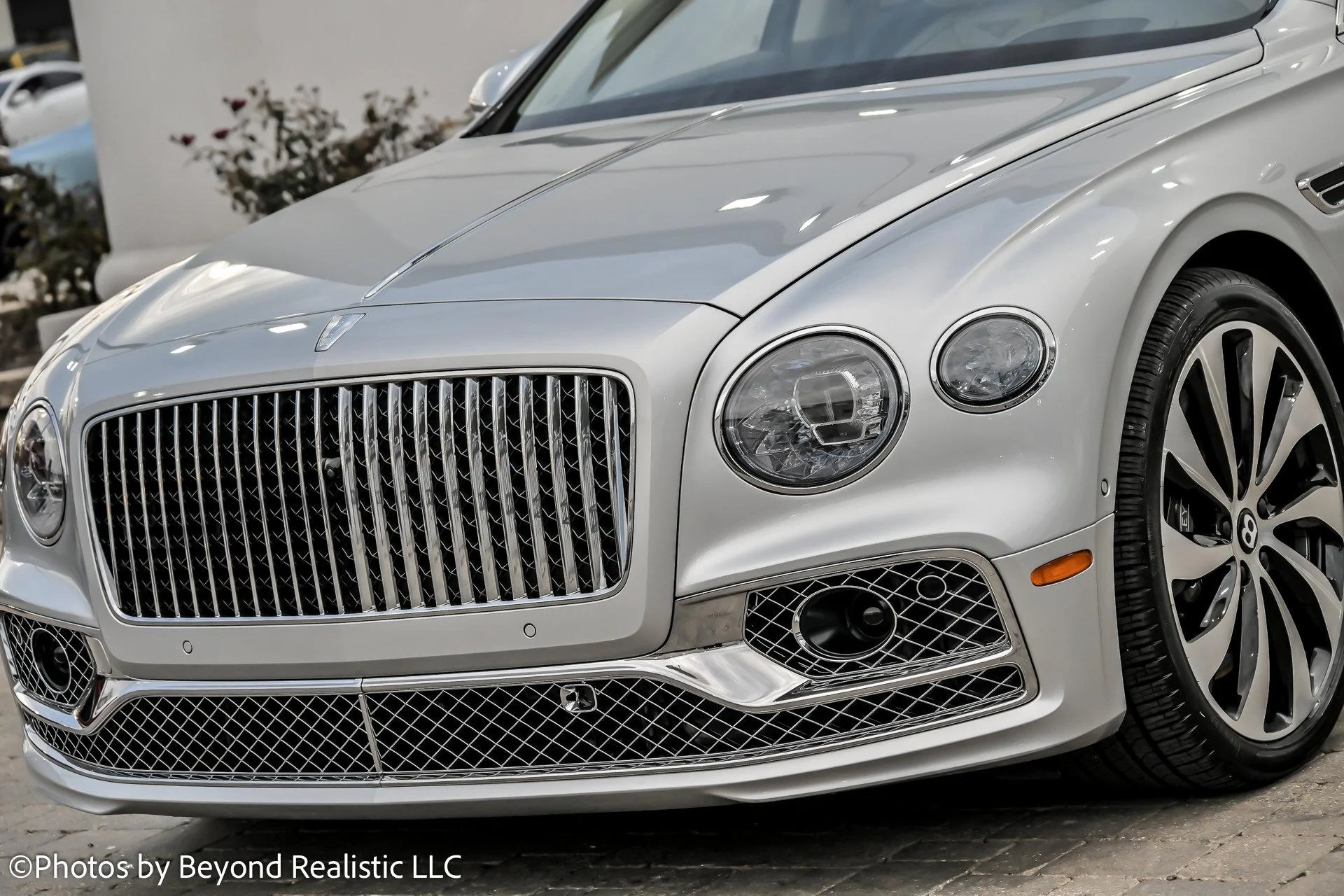 mph010_3821394519_Used_2021_Bentley_Flying_Spur_V8_First_Edition_1763629648_c22f7c5ed1