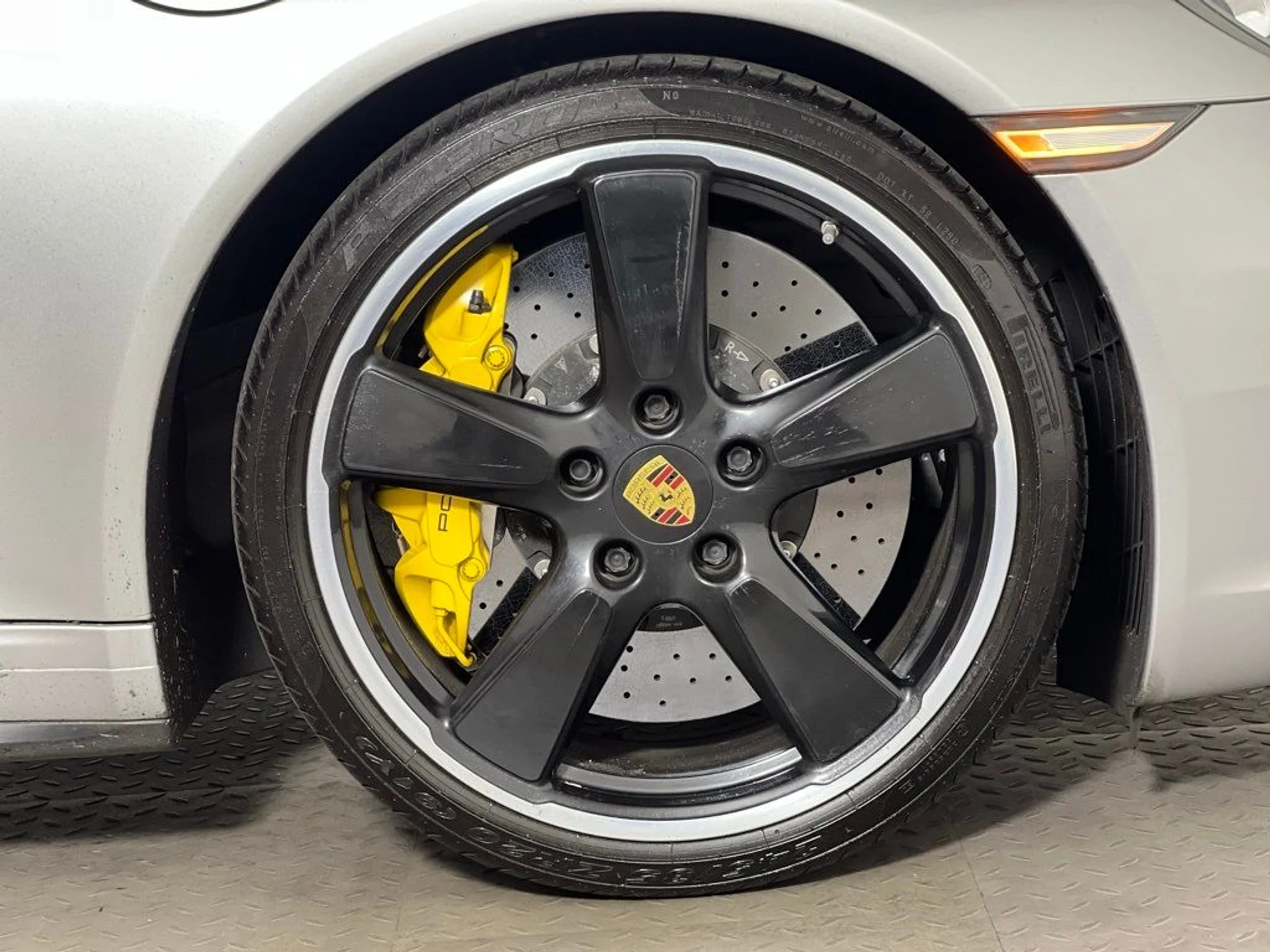 mph010_3824083464_e11c9c31e6733404d36a55b0101248f2_e838ecb1c5