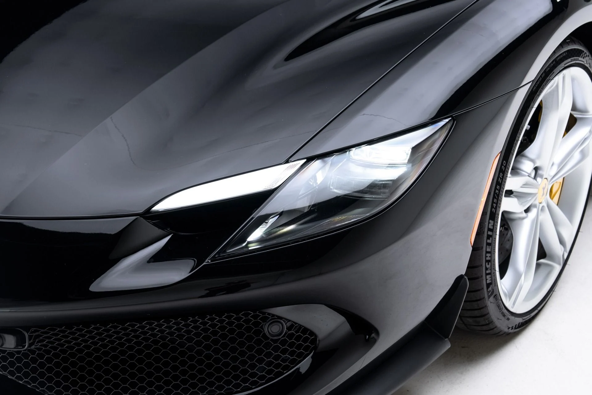 mph010_3829402615_Used_2024_Ferrari_296_GTB_1775861527_6de11072f6