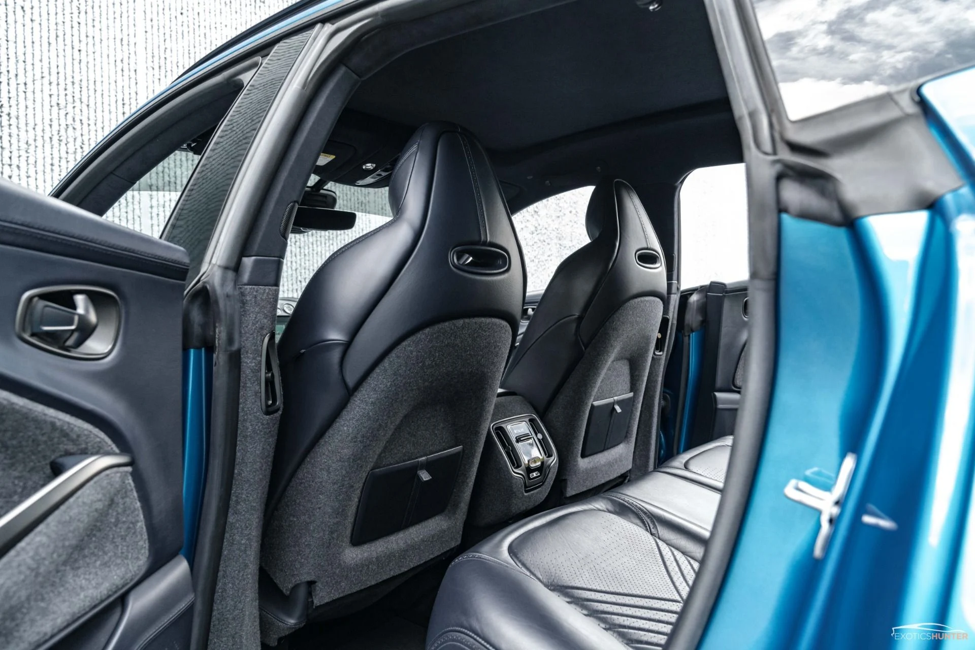 mph010_384105547_Used_2021_Aston_Martin_DBX_CPO_Aug_2026_w_Special_Order_Exterior_Interior_Black_Pack_1708458533_123000bbc8