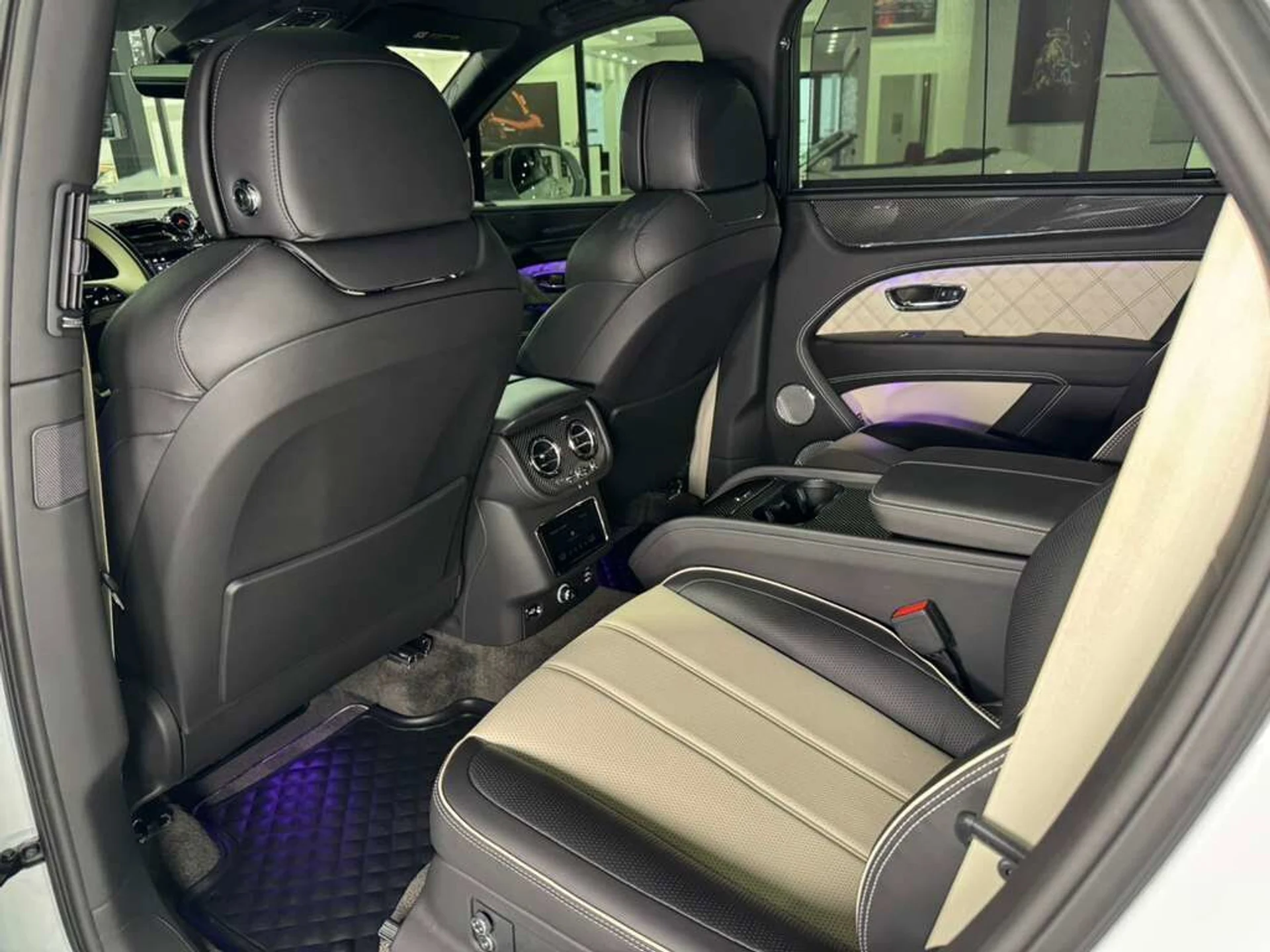 mph010_3842487678_4e50e1398098d87db73d254001f817a5_9d54adbfca