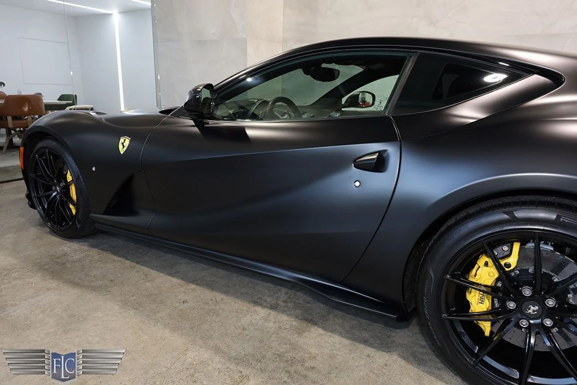mph010_3843305429_used_2018_ferrari_812_superfast_coupe_9689_22652792_11_1024_83b0beaf97