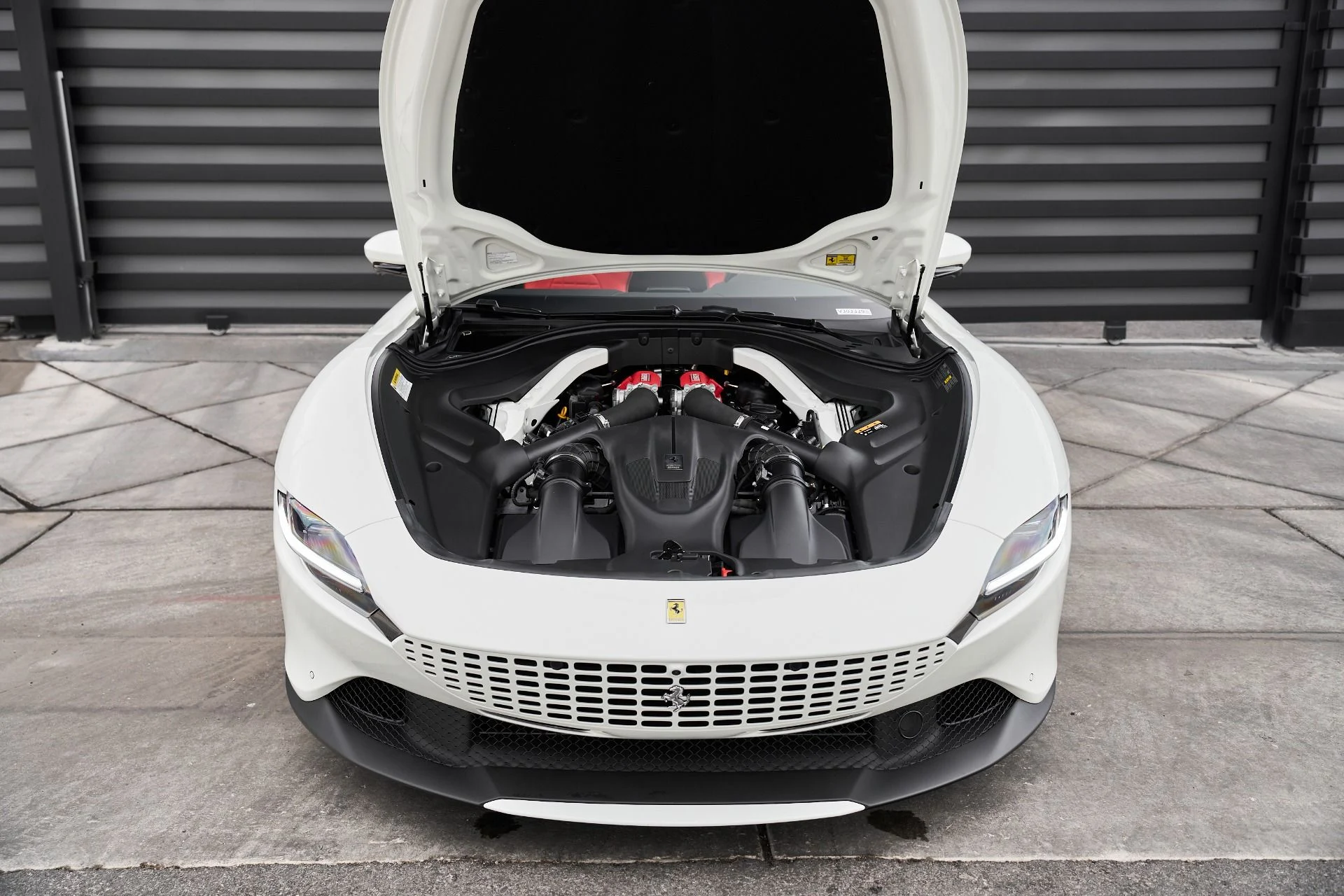 mph010_3848269898_Used_2024_Ferrari_Roma_Base_1763170047_09e8c2cb03