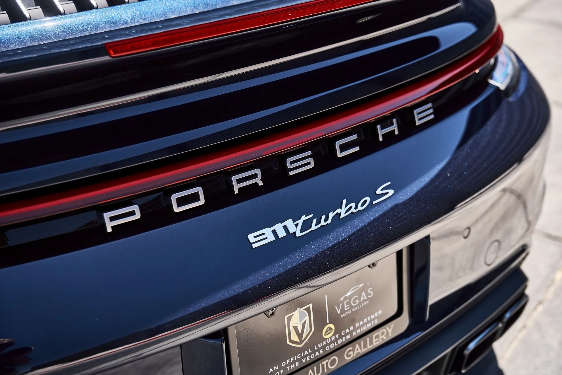 mph010_3852990687_Used_2021_Porsche_911_Turbo_S_1780084542_79f238abe0