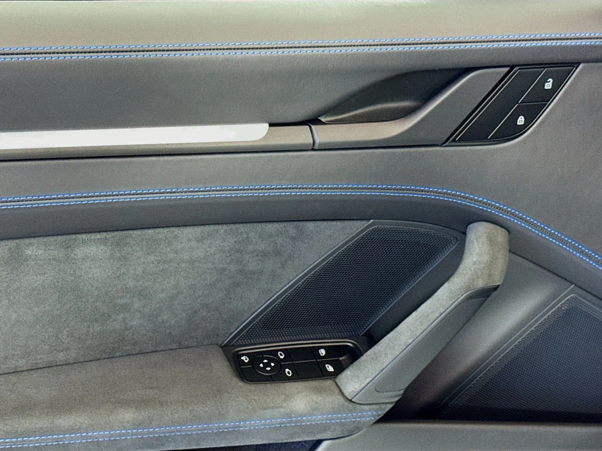 mph010_3855248455_5ed55461bfe4ce7013b2508b7c49dc9e_068b0bdcde