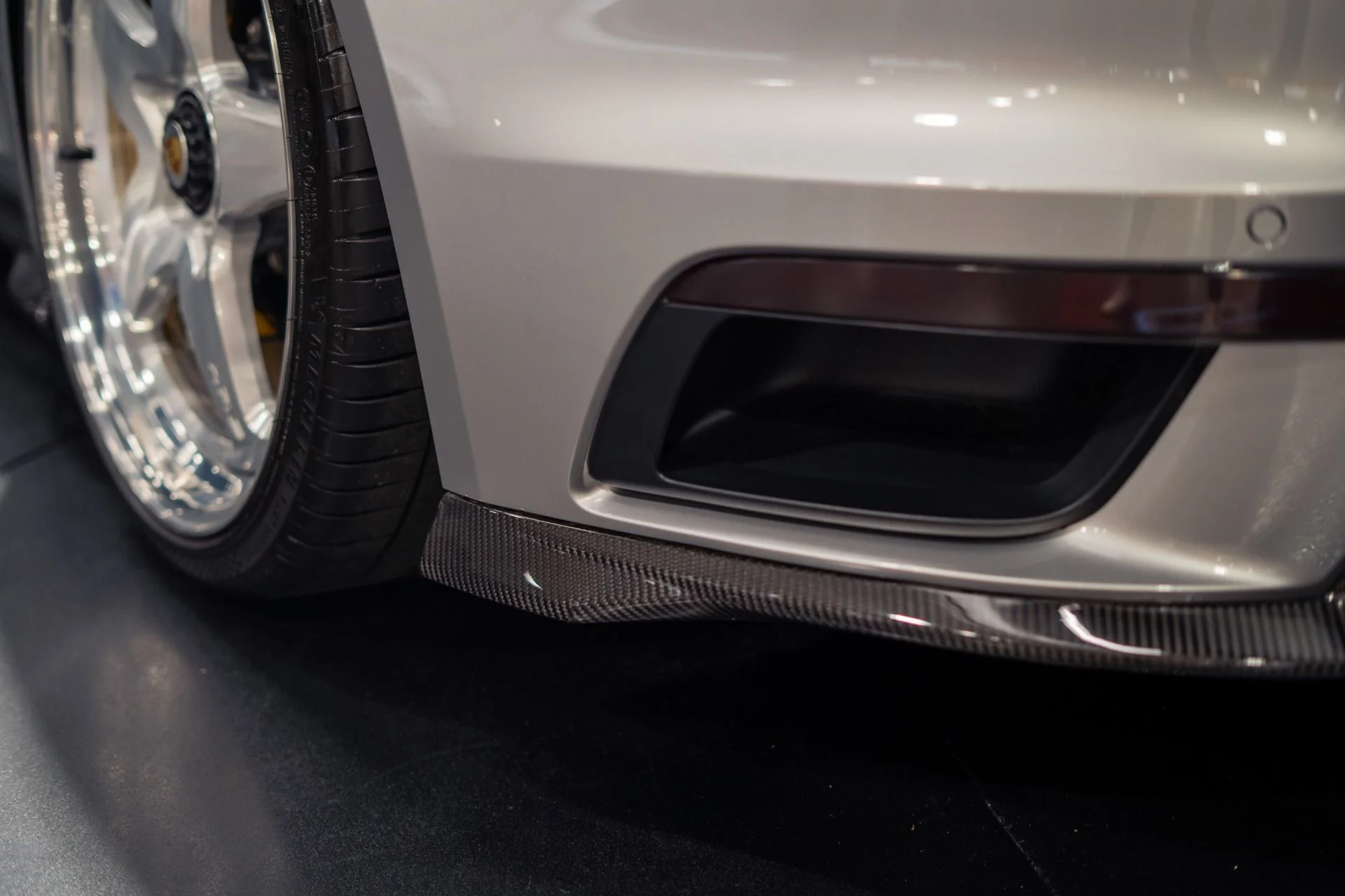 mph010_3864282329_Used_2021_Porsche_911_Turbo_S_Full_Carbon_Bodykit_HRE_Wheels_1783103320_d1beee0434