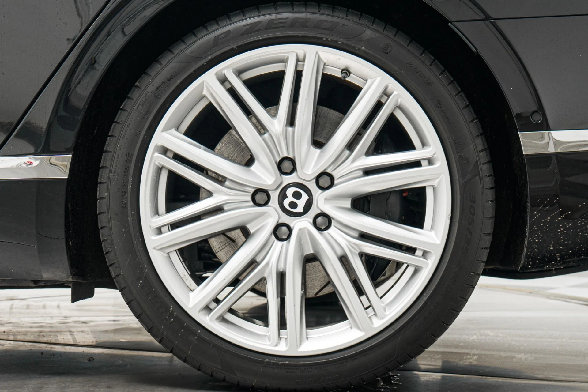 mph010_3866254209_Used_2023_Bentley_Flying_Spur_Hybrid_Four_Seat_Comfort_Specification_Contrast_Piping_and_Stitching_1772036721_c4492aa9e5