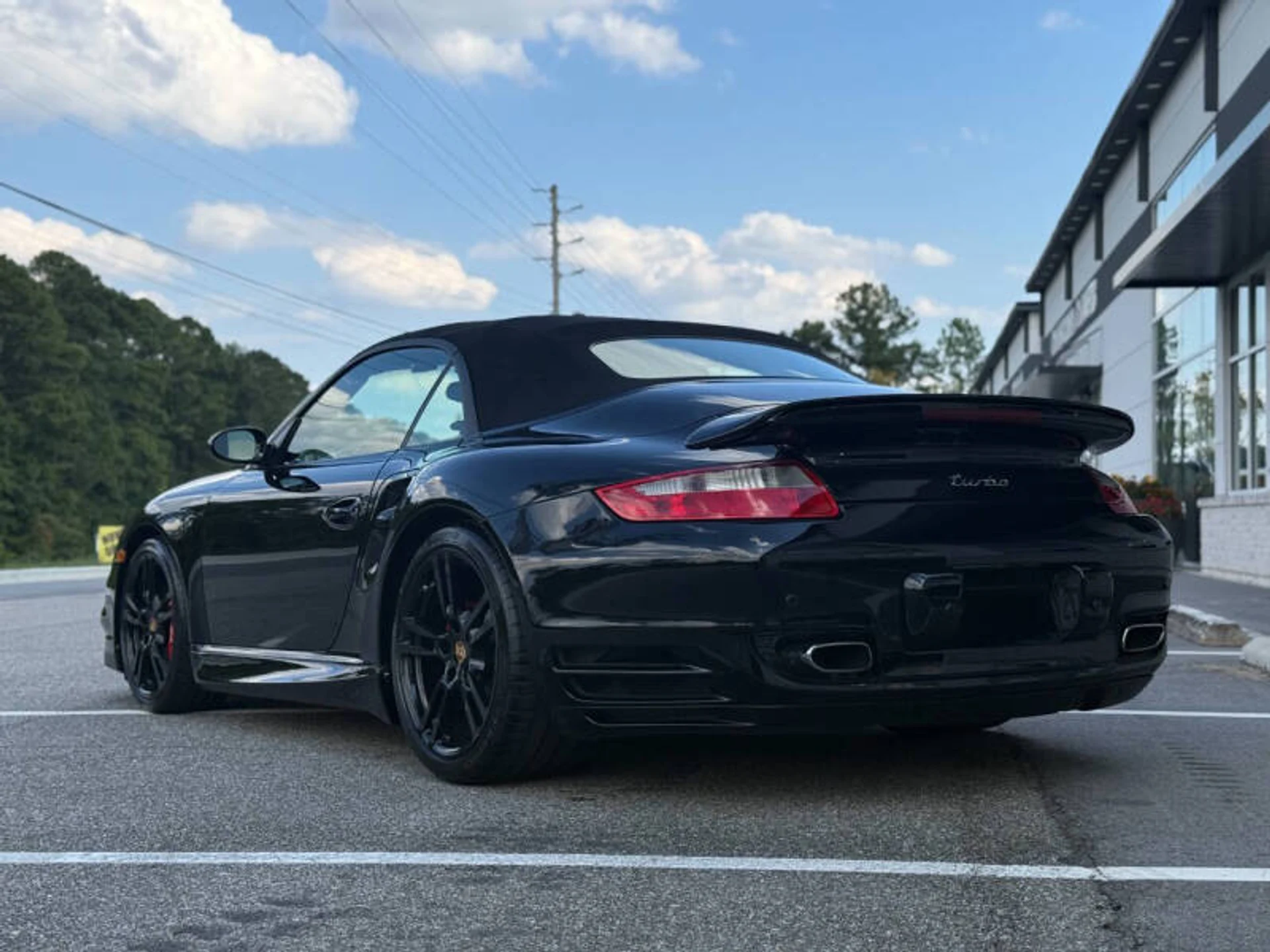 mph010_3866362663_2008_porsche_911_turbo_awd_2dr_convertible_8e8a1d5ed8