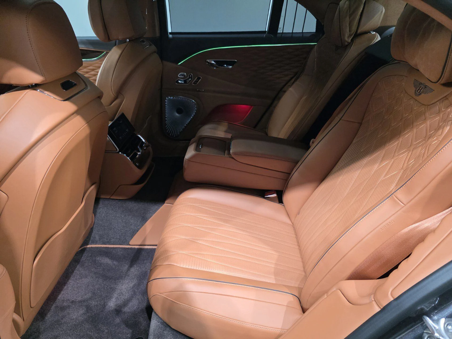 mph010_3873784805_502d74e98dec33410ab8ee9a3d4eb61c_a25f6318fb