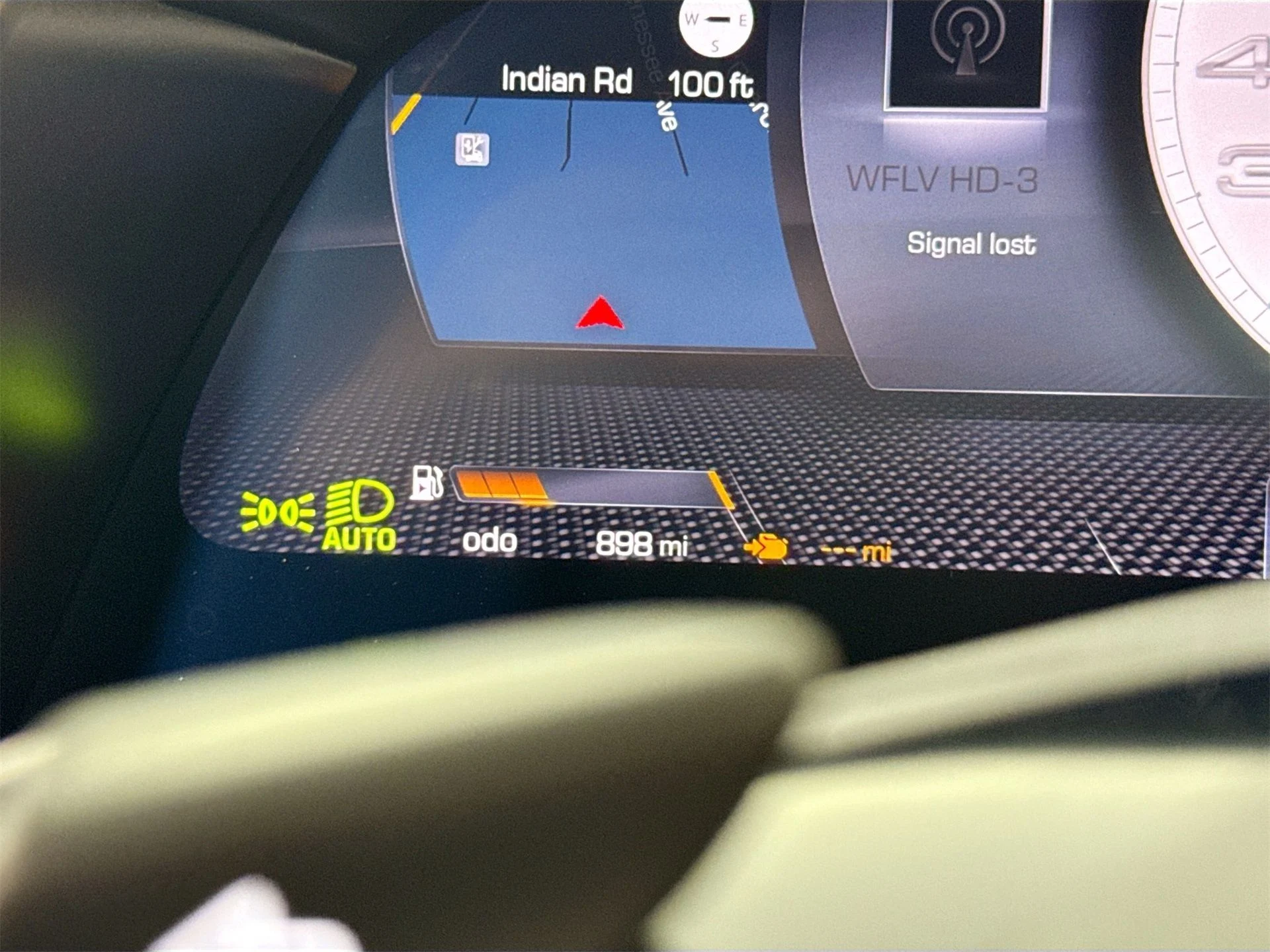 mph010_3884879374_e91d51a27a9c27e537919b34ee7b4769_9a50a66621