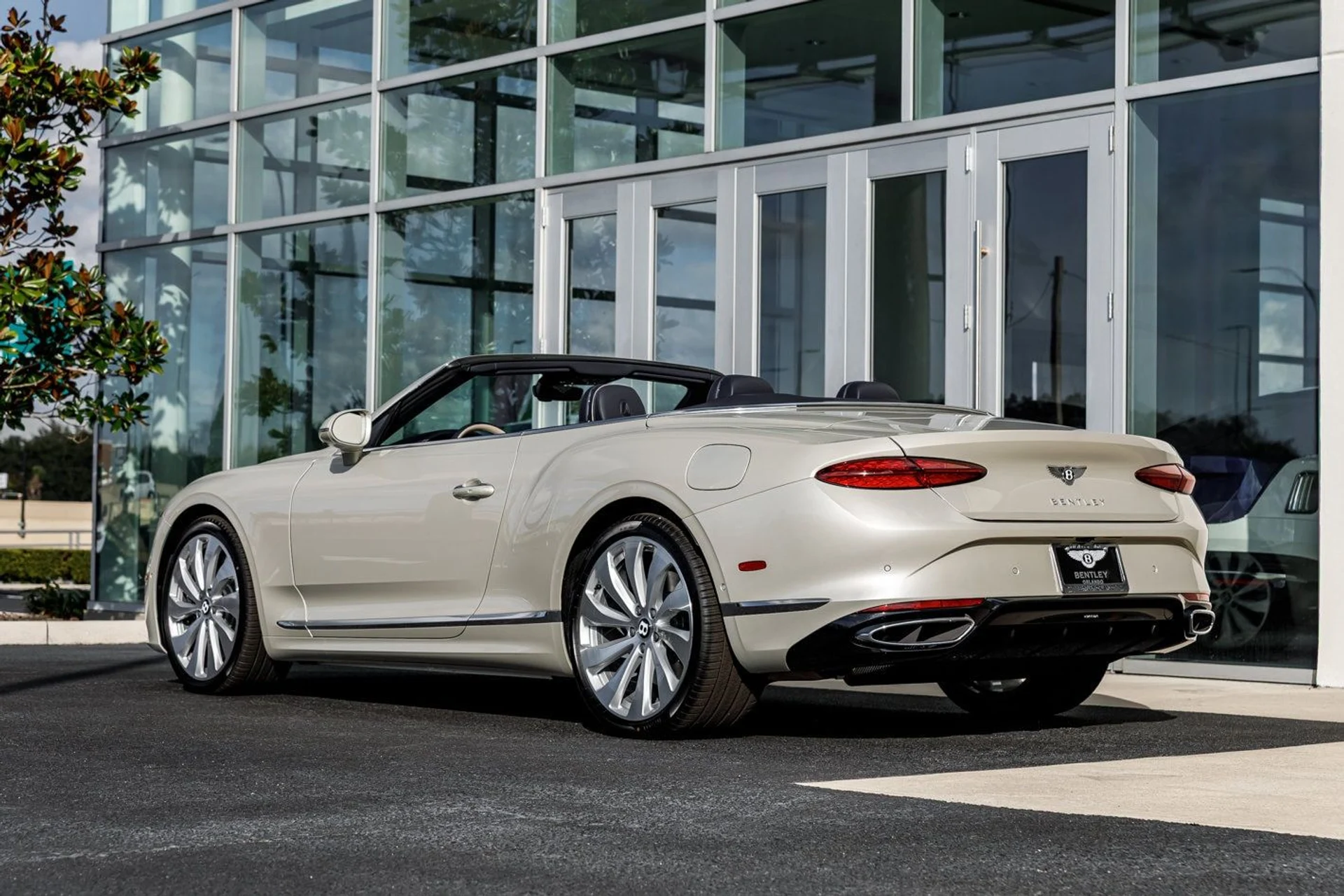 mph010_3887411882_b99e9575e6466a17d8799733fe321943x_10ac1b93e9