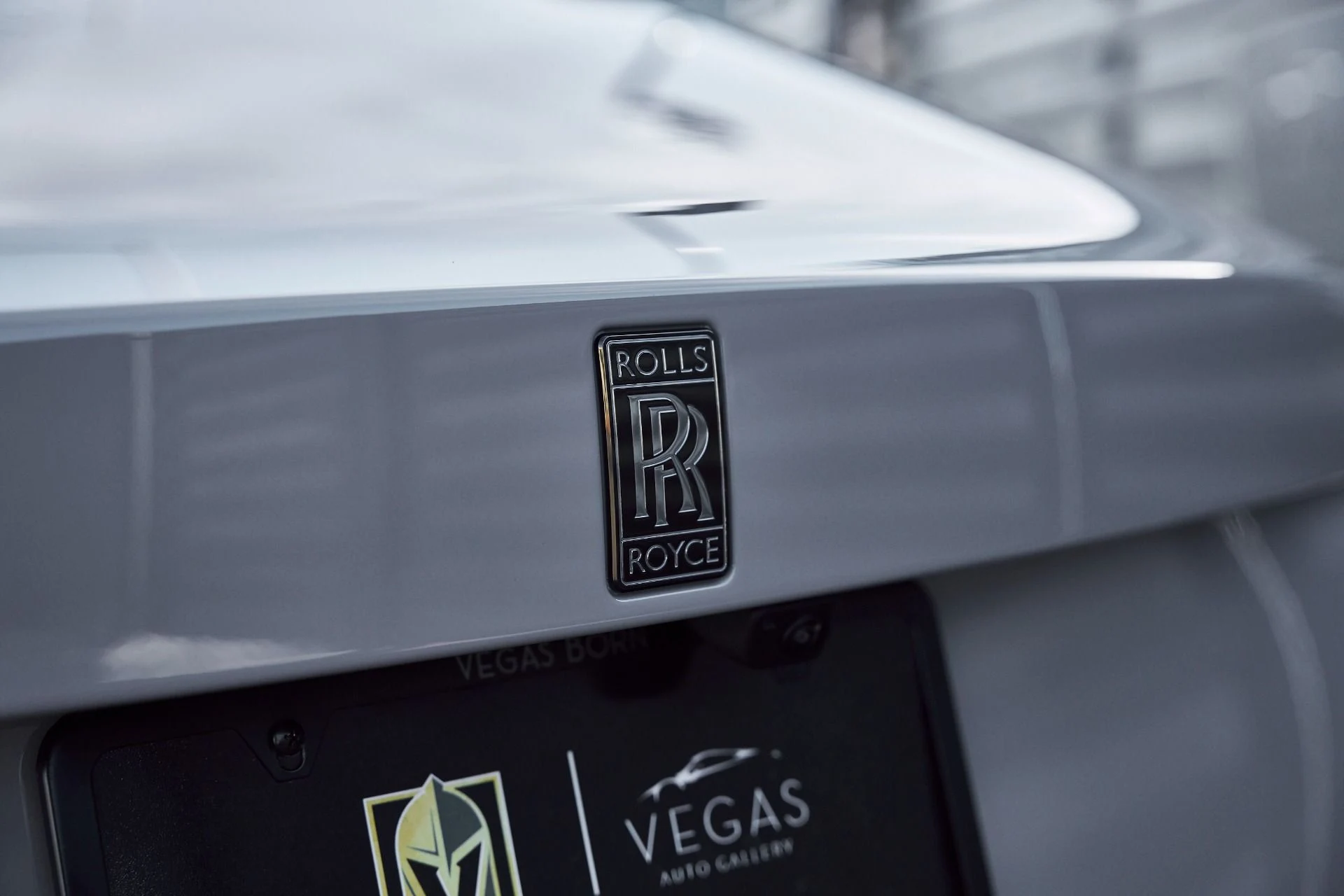 mph010_3890636387_Used_2025_Rolls_Royce_Spectre_BLACK_BADGE_1769482336_564feb4de3