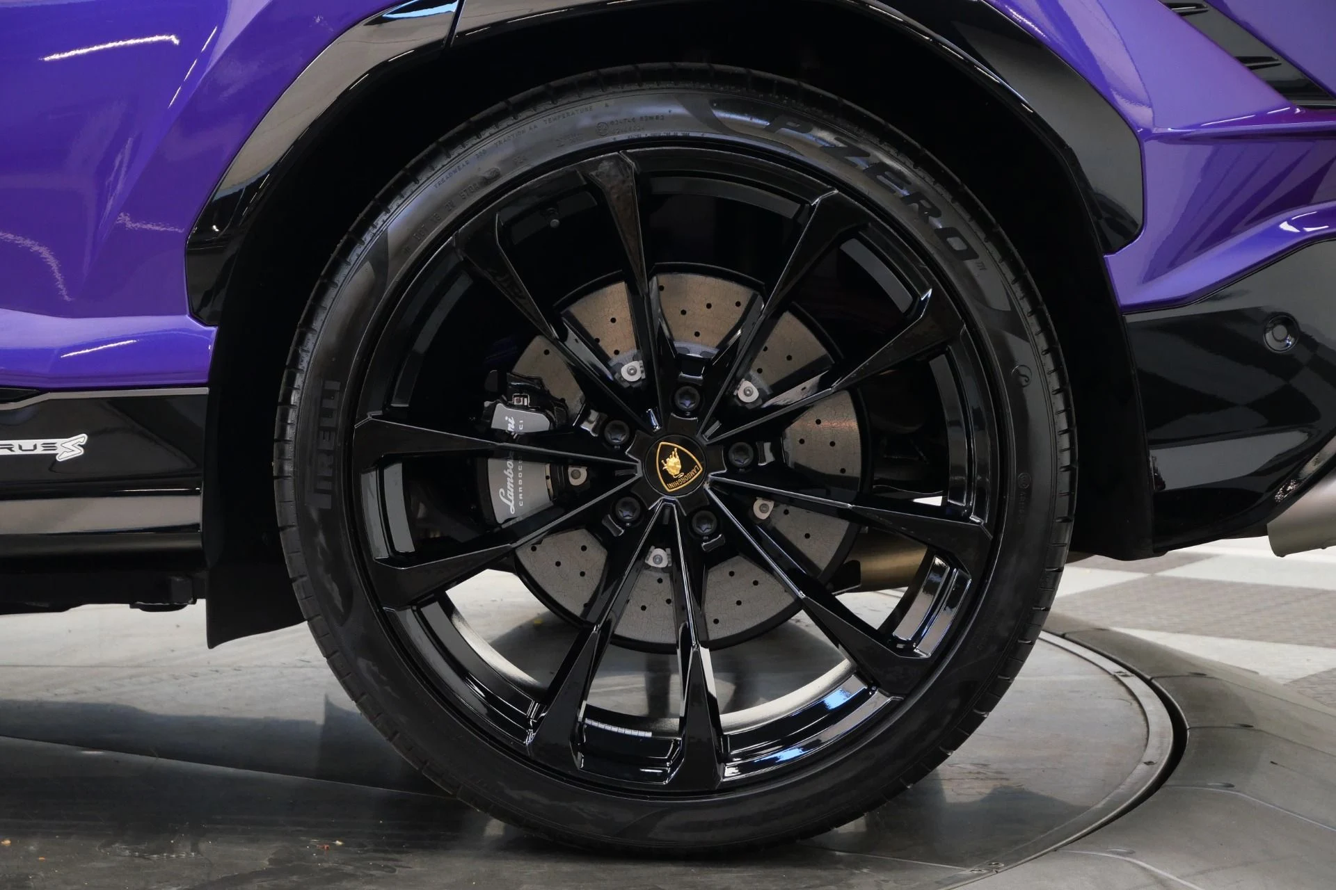 mph010_3909359662_Used_2023_Lamborghini_Urus_S_HIGHLY_Optioned_Ad_Personam_Paint_94_K_in_Options_1773247246_c331fb982a