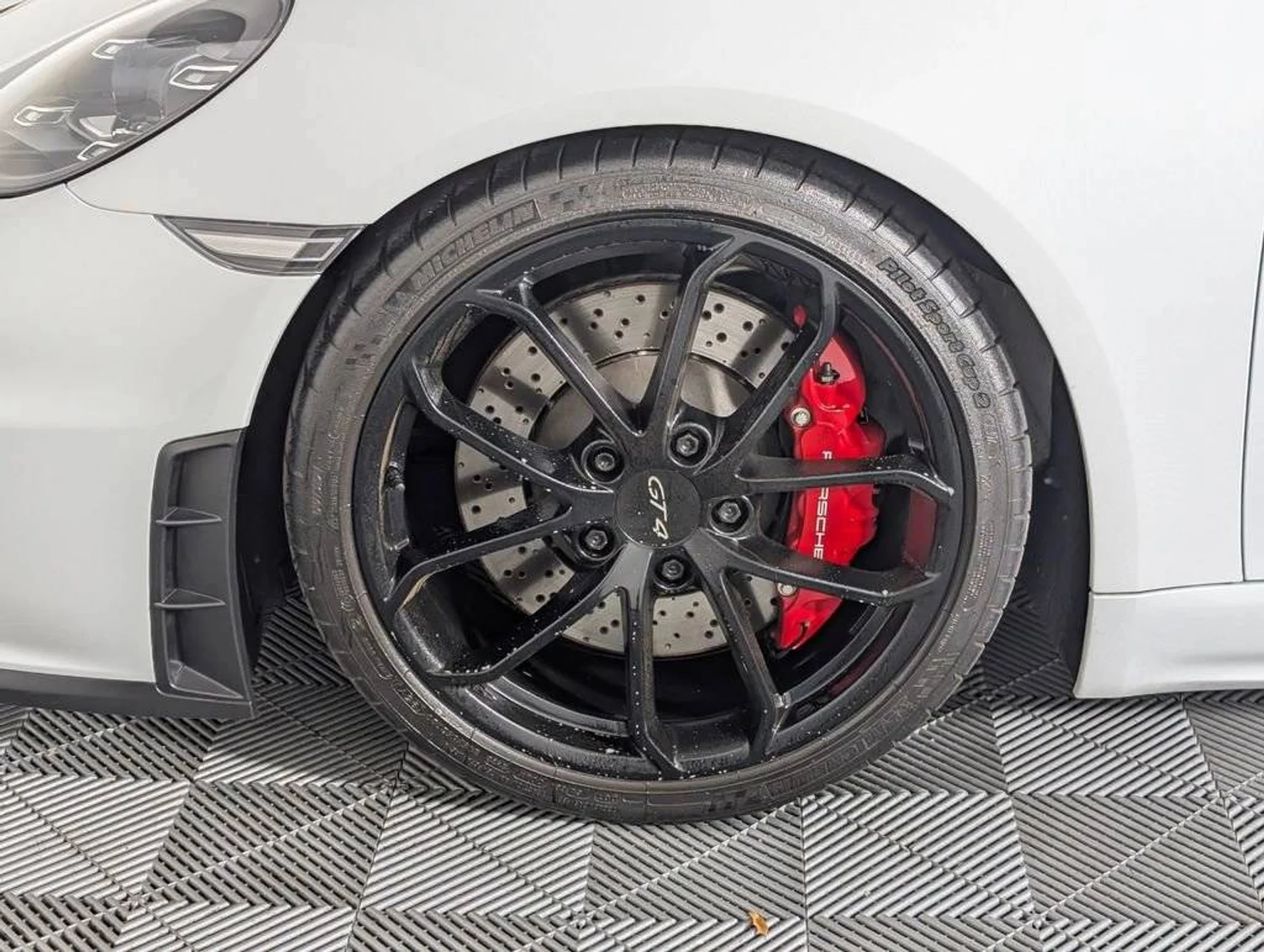 mph010_3914523887_1280_932c029122