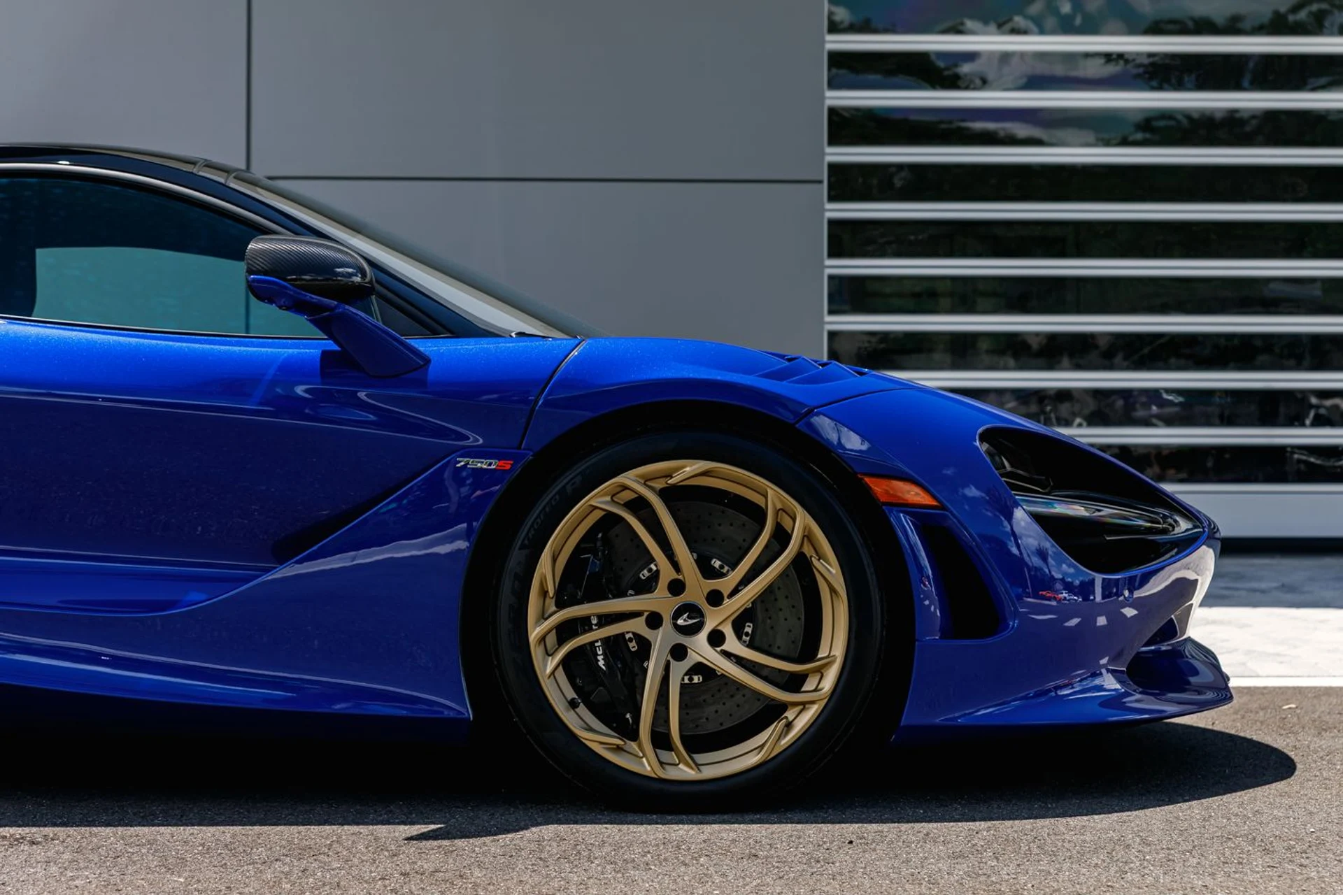 mph010_3917280681_573_p11_l_f20bf53ded