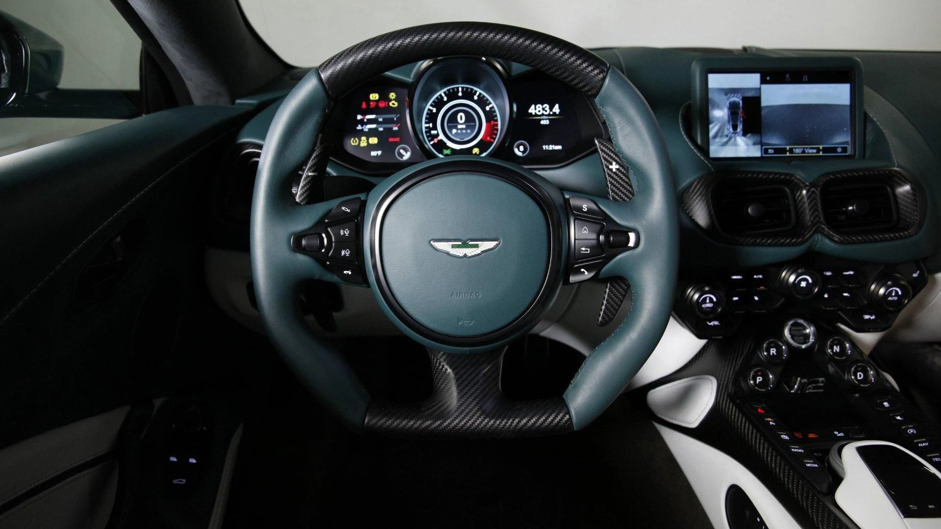 mph010_3920615190_Used_2023_Aston_Martin_Vantage_1703768585_7915a2e380