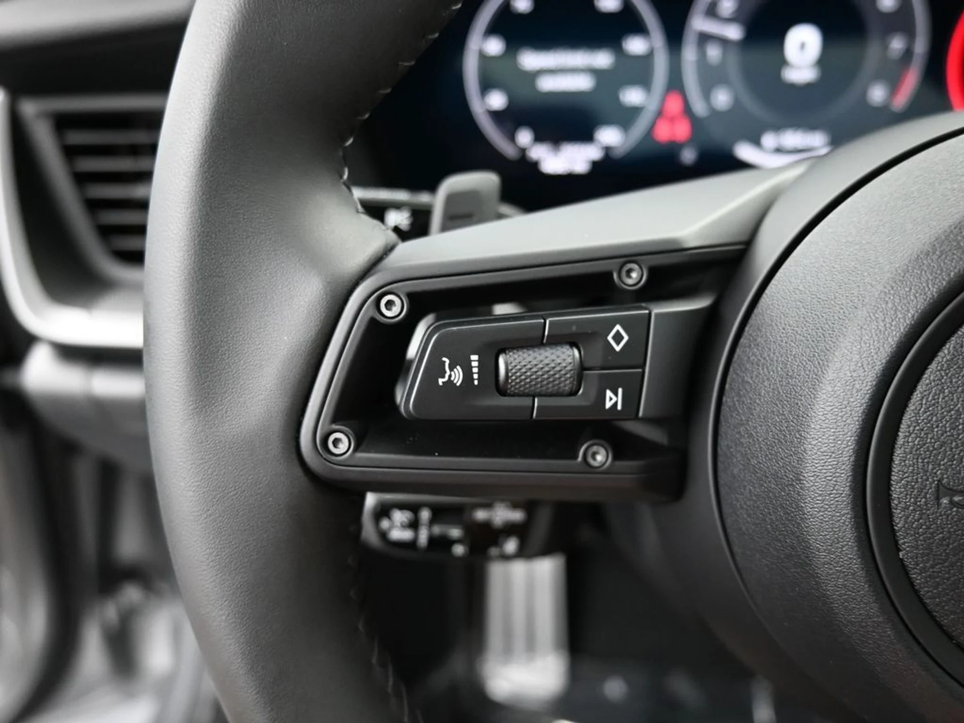 mph010_3927271202_fa6f801f82c67113c8a1811e0eddad35_40fcc2149f