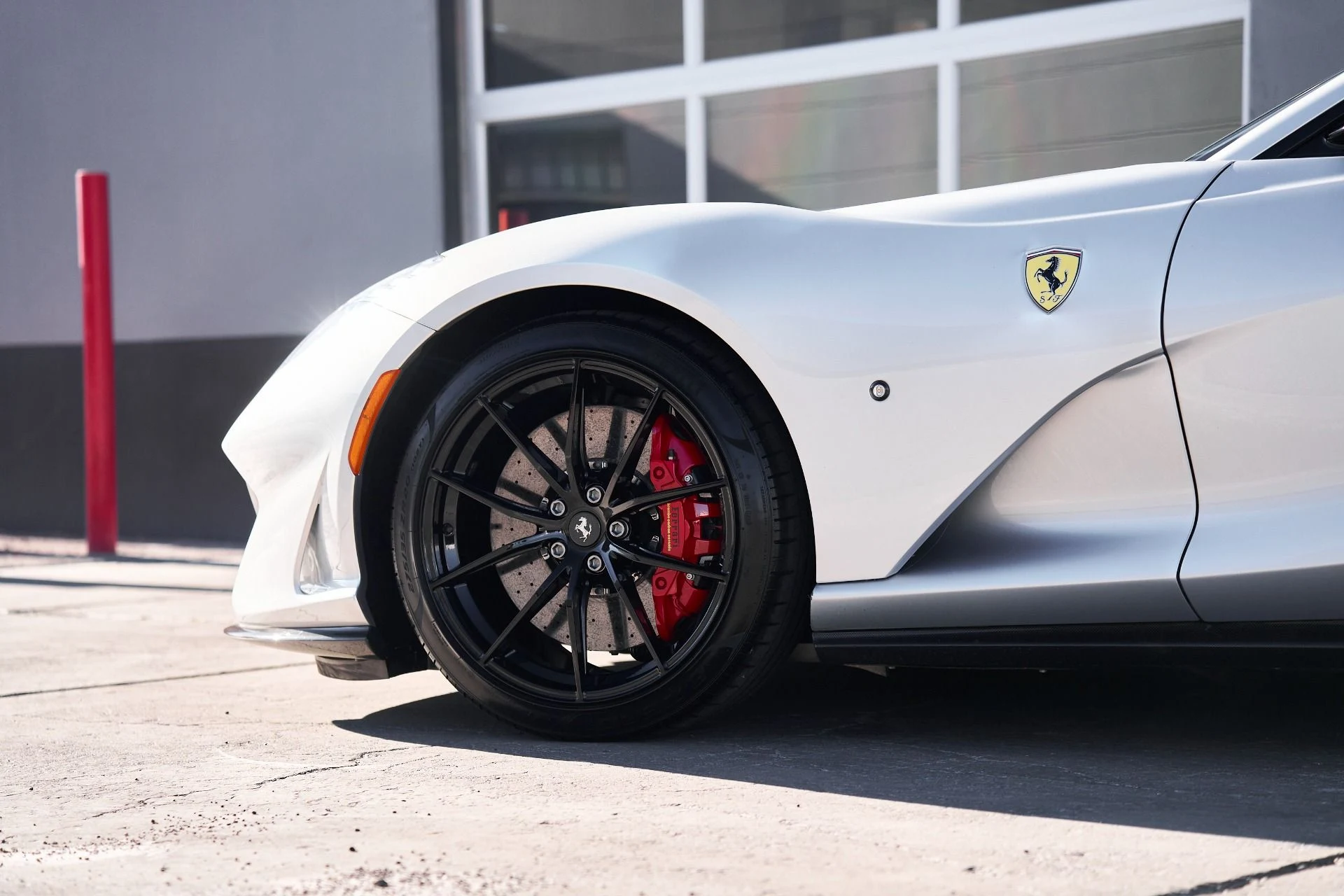mph010_3930234128_Used_2020_Ferrari_812_Superfast_Base_1753754444_ee90a4b200