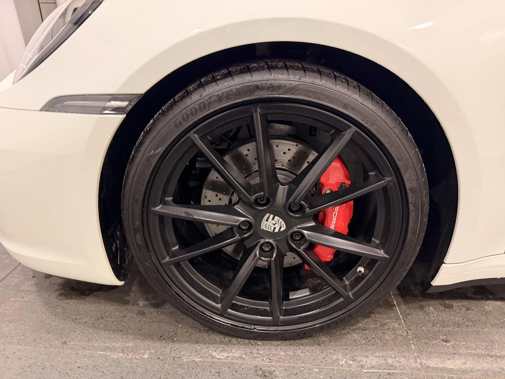 mph010_3930302672_e79f77b8b58544246f65b243f04f911ex_fc358a45ee