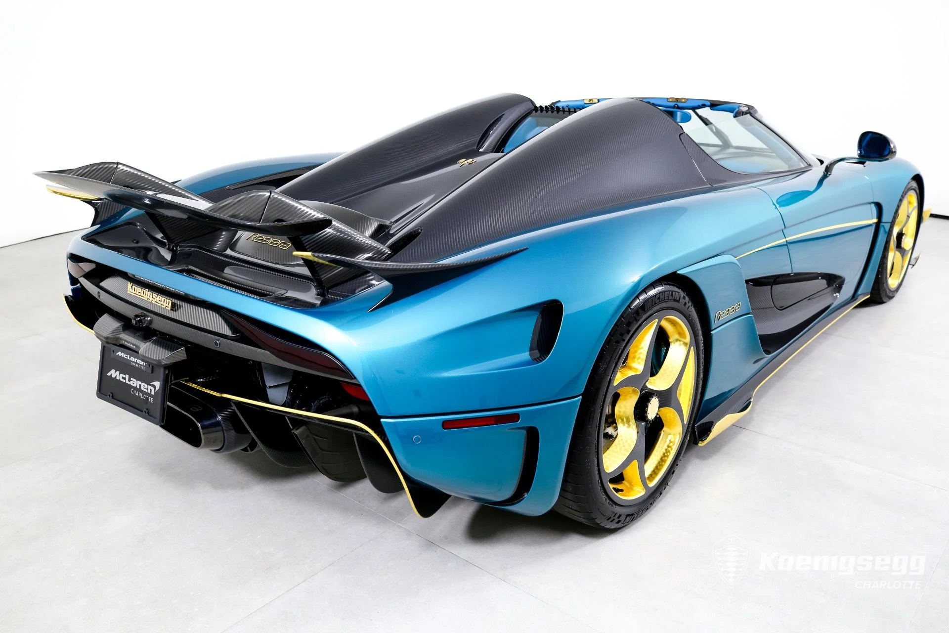 mph010_3932194081_Used_2021_KOENIGSEGG_REGERA_RWD_1705435537_b8bdae8cd9